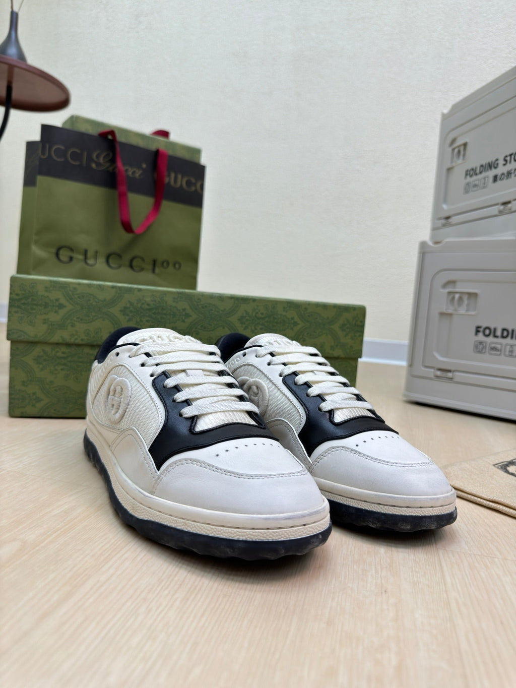 GUCCI INTERLOCKING G SNEAKER BLACK WHITE CALFSKIN AND FABRIC