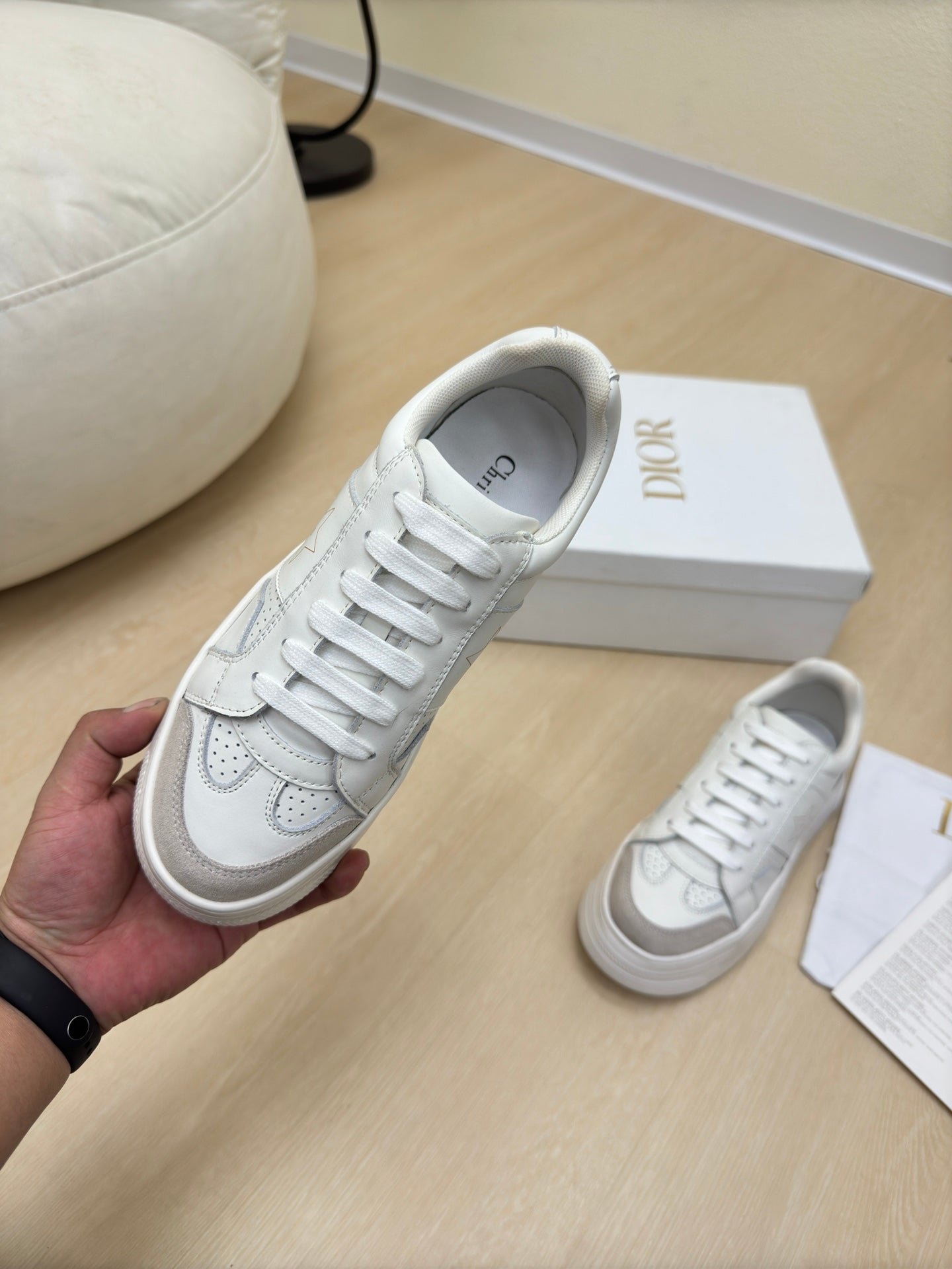DIOR STAR PLATFORM SNEAKER IN WHITE CALFSKIN AND SUEDE