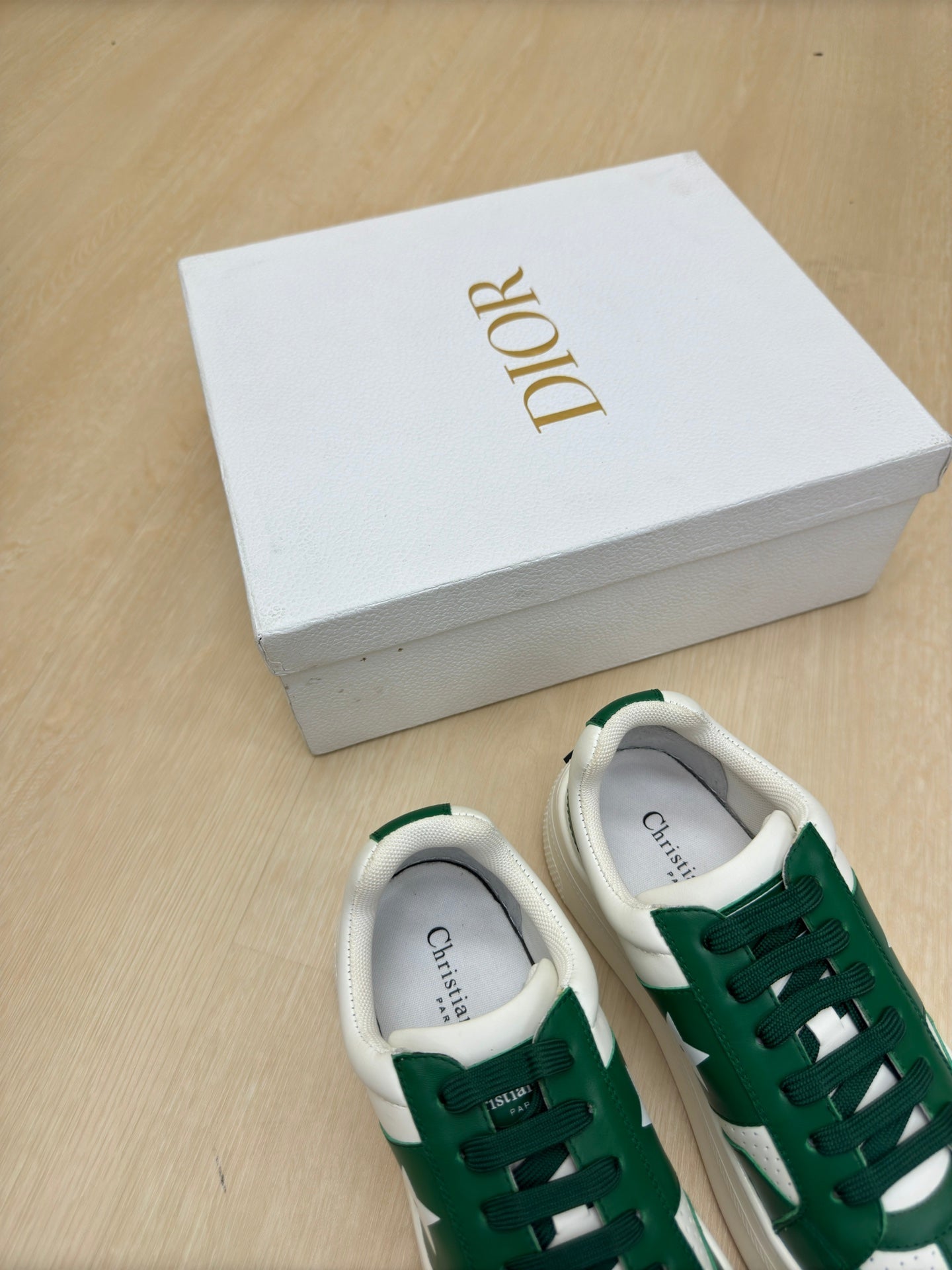 DIOR STAR PLATFORM SNEAKER IN WHITE MIX EMERALD GREEN CALFSKIN
