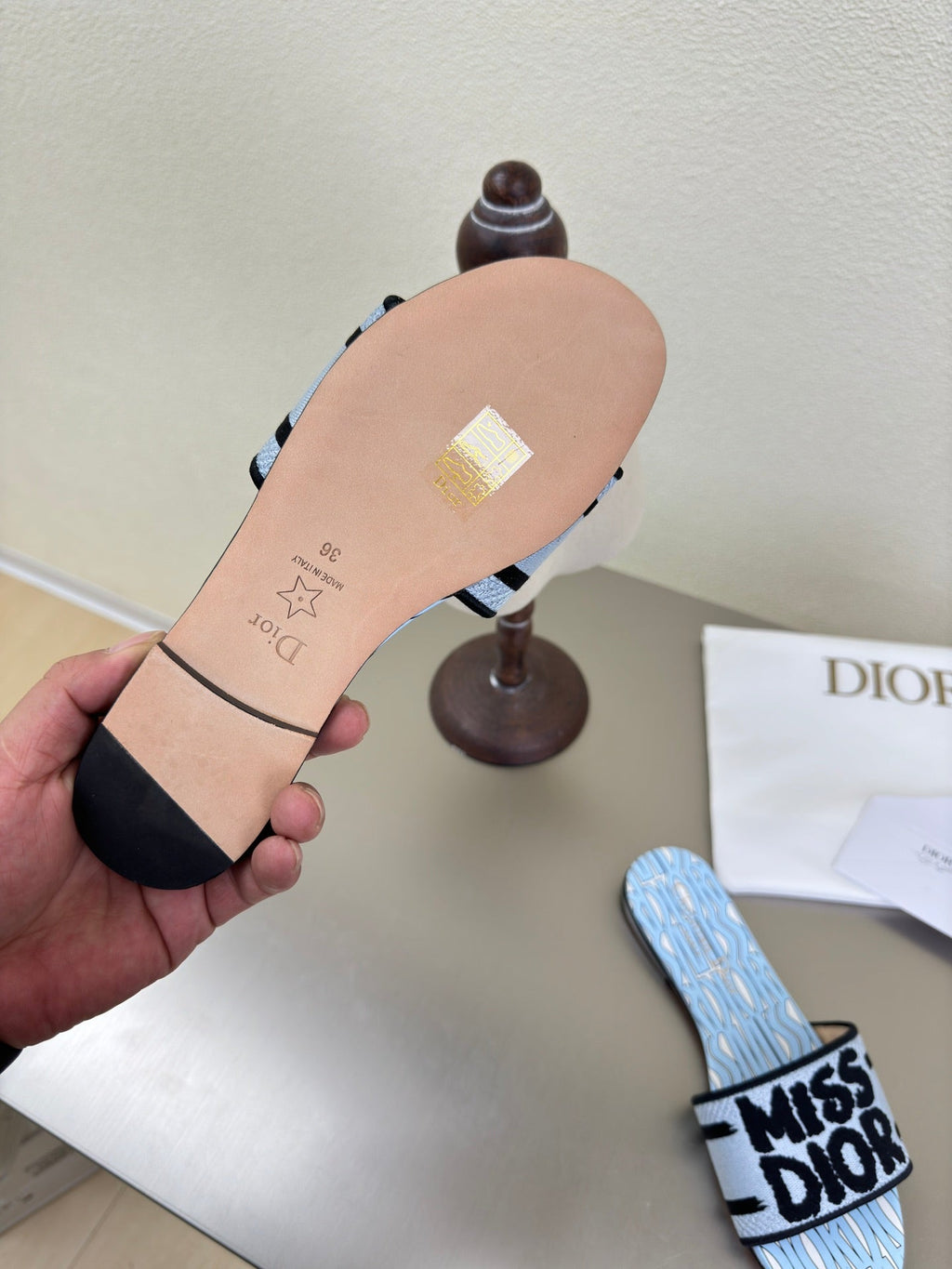 DIOR DWAY SLIDE EMBROIDERED COTTON AND POWDER BLUE MISS  ALLOVER MOTIF