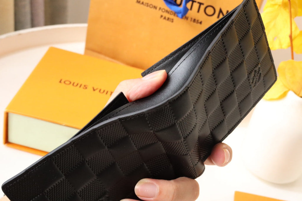 LOUIS VUITTON LV 25S SLENDER WALLET 11 IN BLACK DAMIER INFINI CALFSKIN