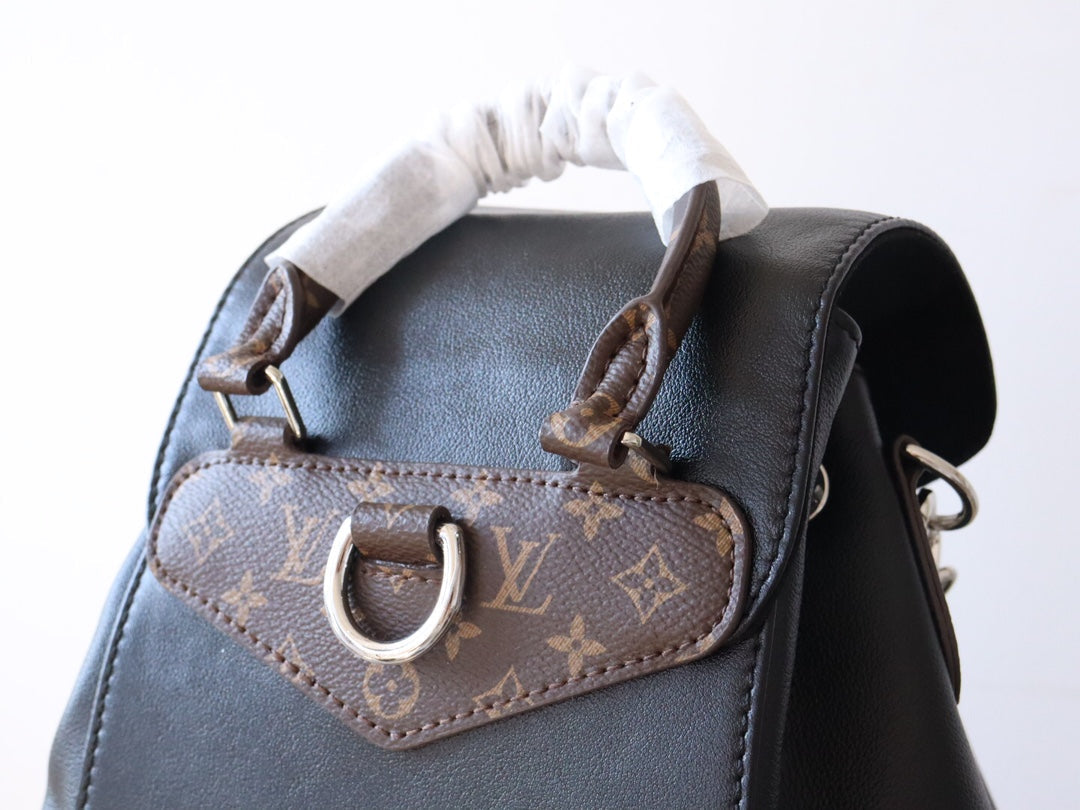LOUIS VUITTON LV 25S MONTSOURIS VIBE 35 IN BLACK LAMBSKIN SILVER HARDWARE