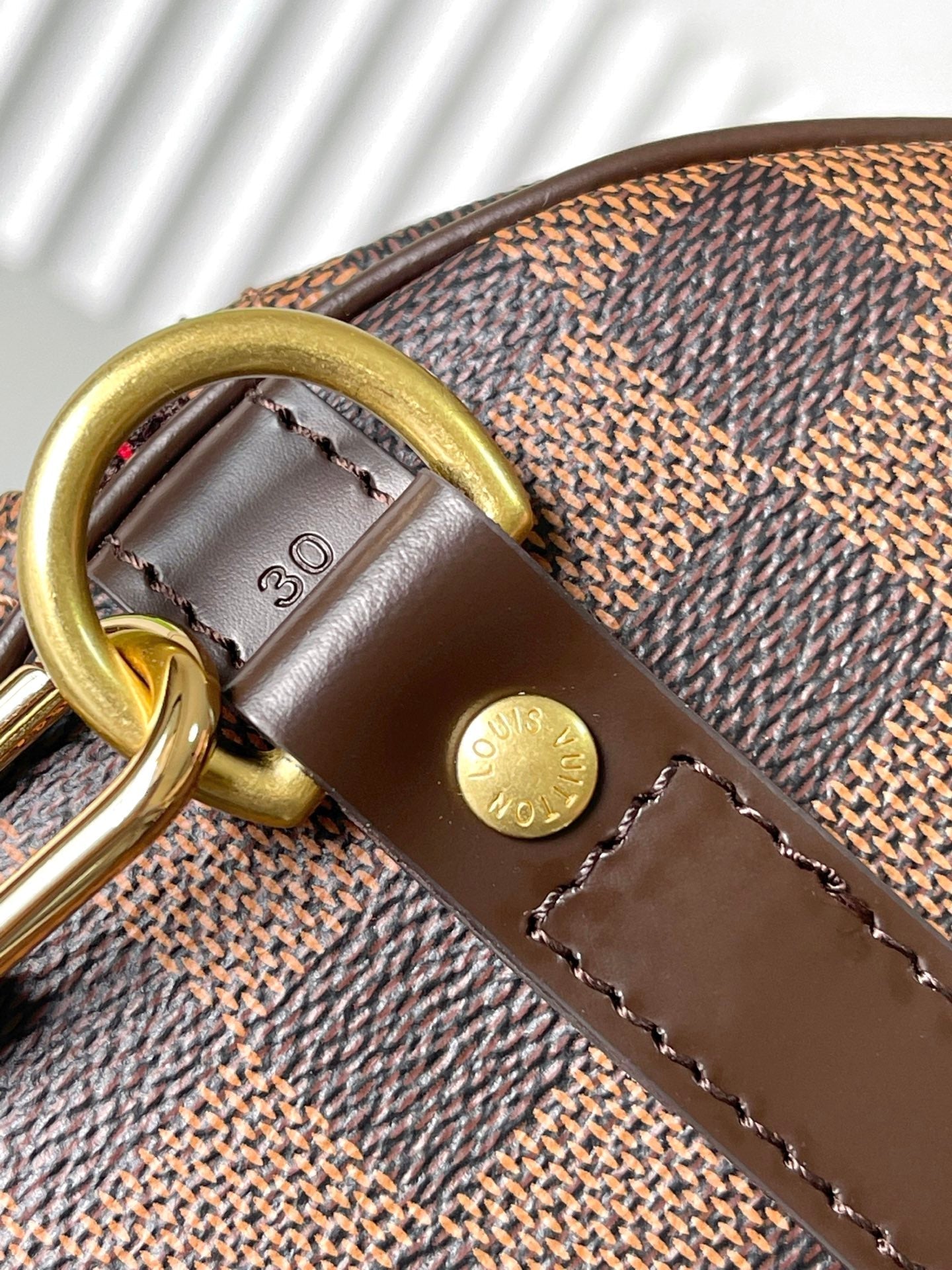 LOUIS VUITTON SPEEDY BANDOLIÈRE 30 IN DARK BROWN DAMIER EBENE CANVAS GOLD LOCK