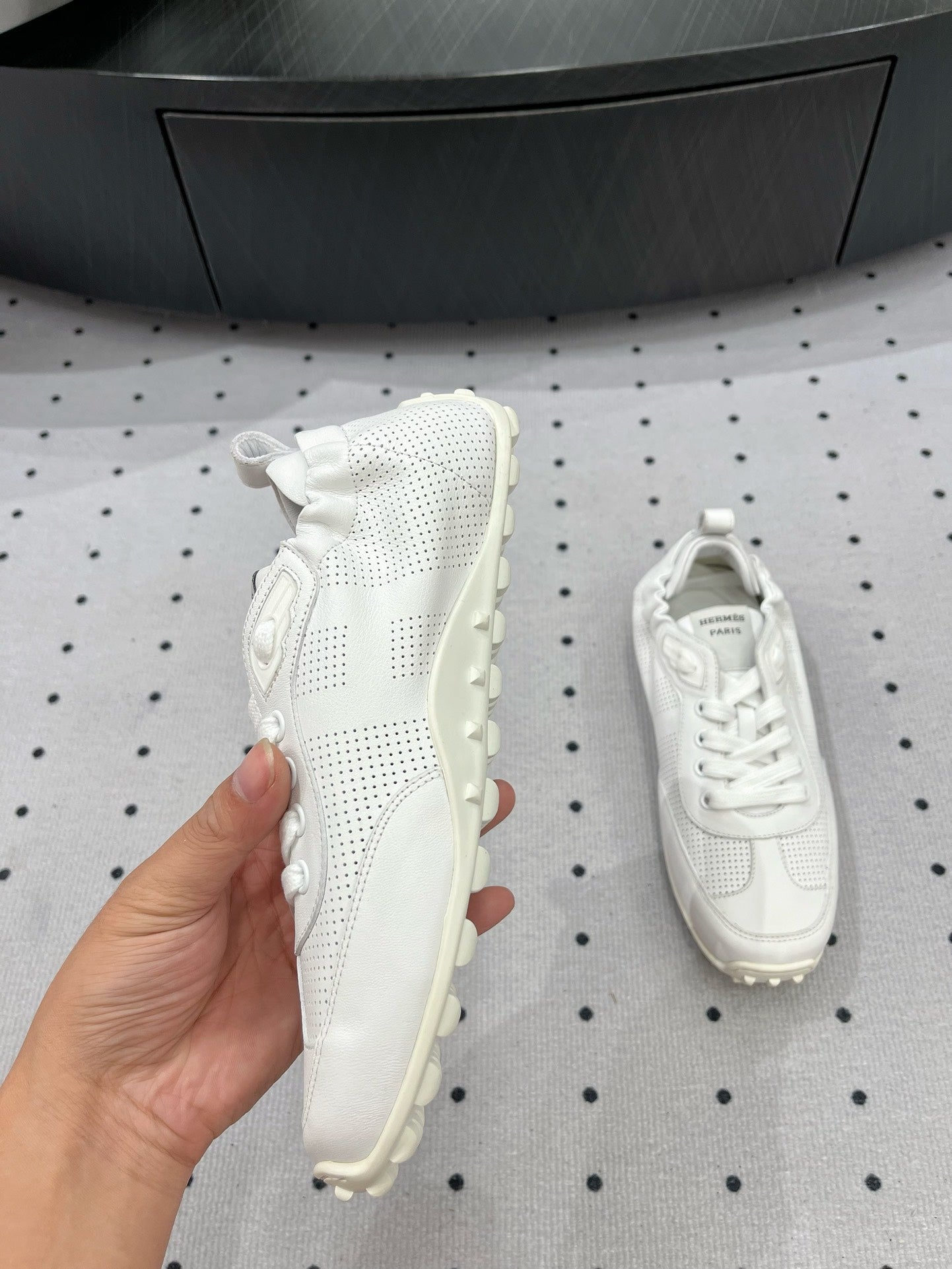 HERMES TRAIL SNEAKER IN WHITE CALFSKIN