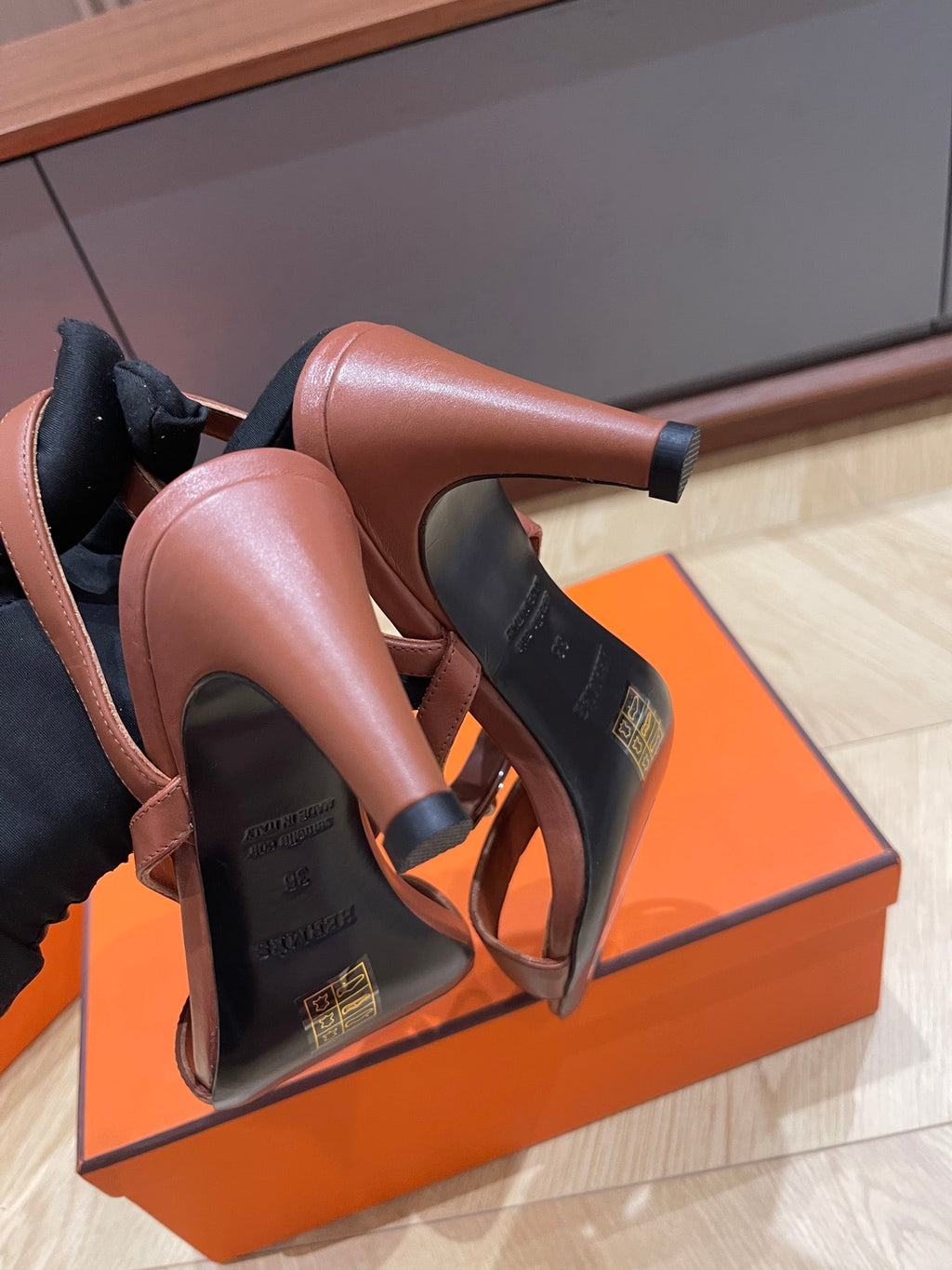 HERMES GLAMOUR 75 SANDAL CHOCOLATE CALFSKIN