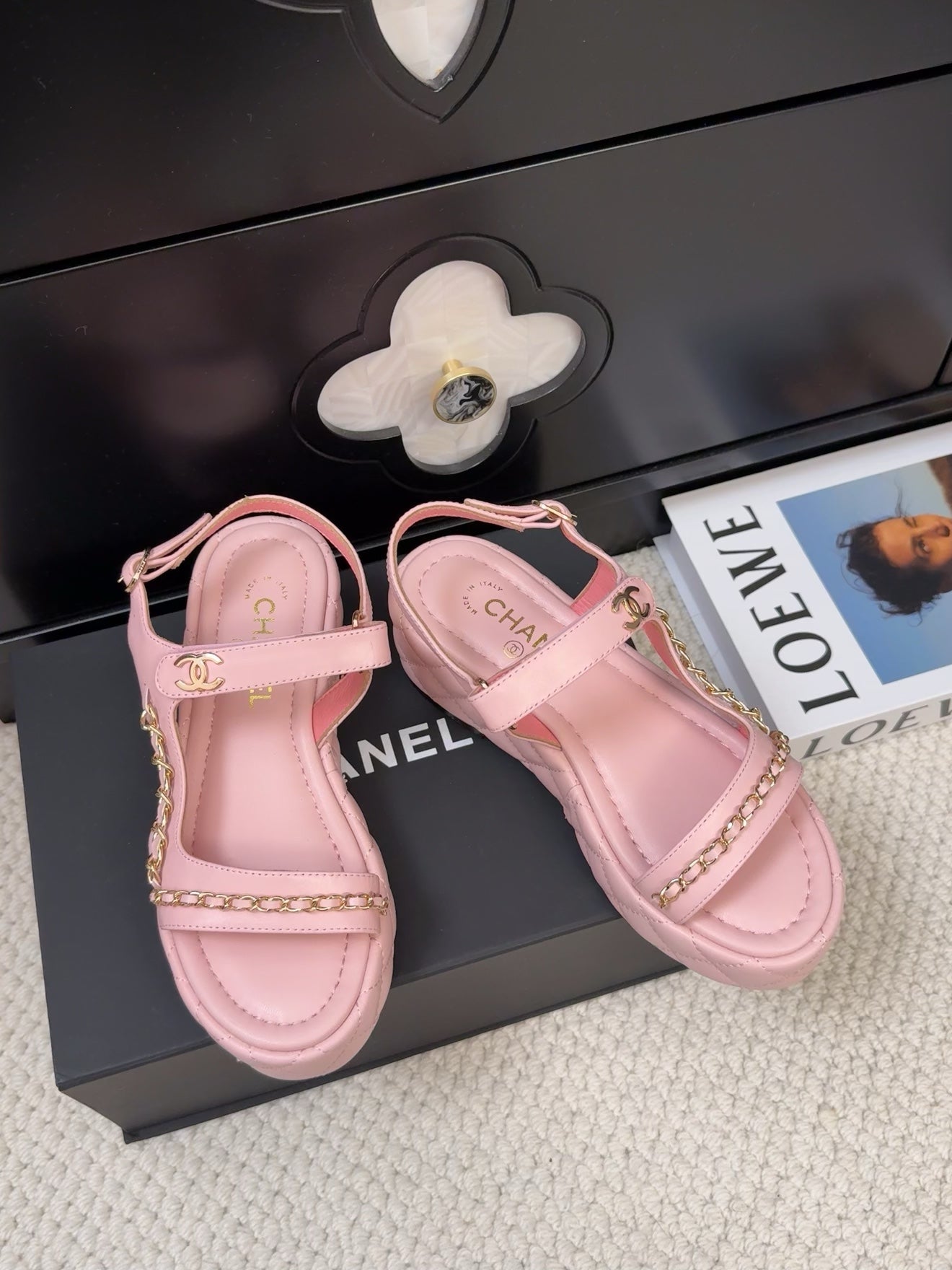 CHANEL THICK-SOLED SANDALS 55 MM IN LIGHT PINK CALFSKIN