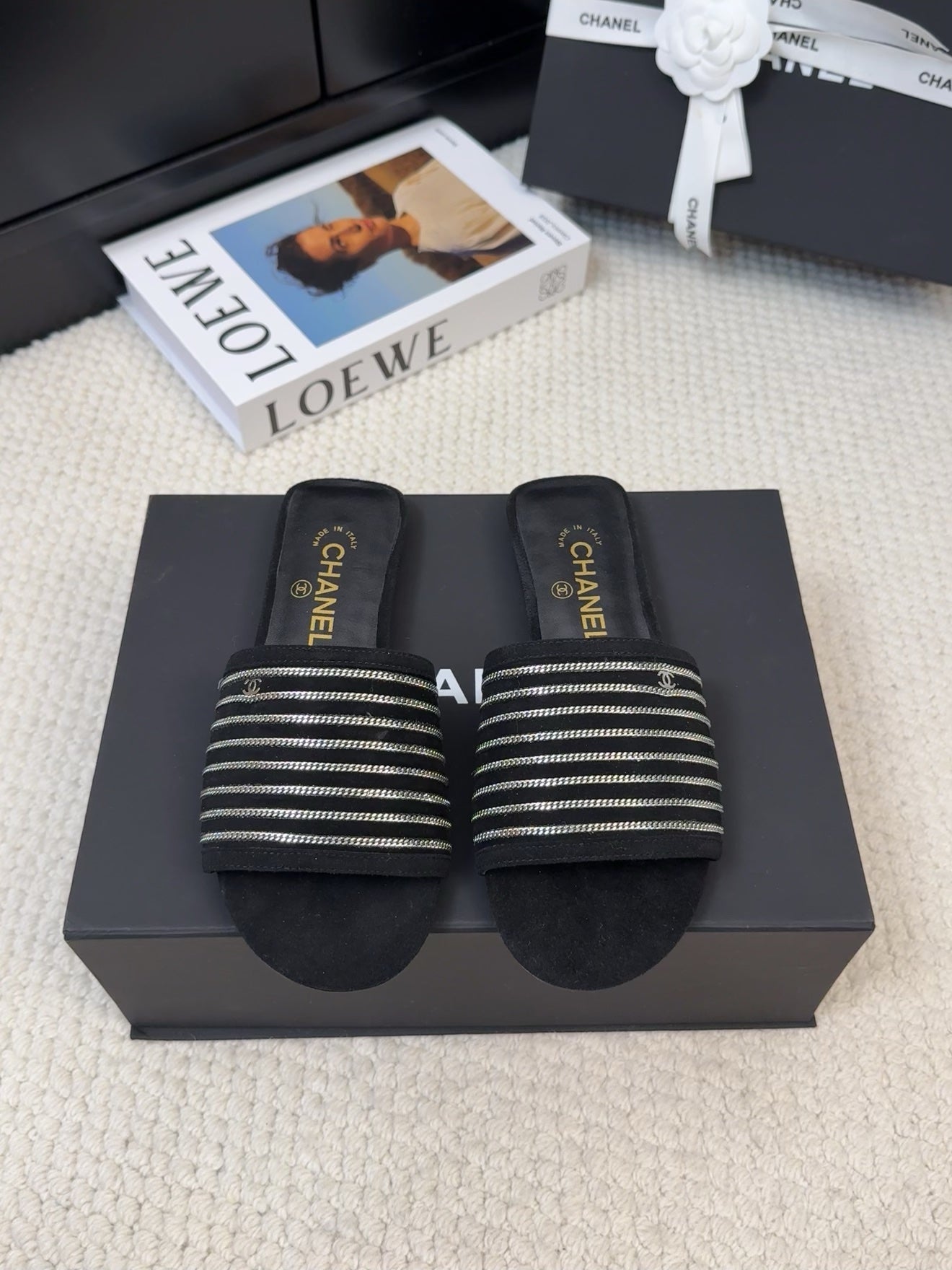 CHANEL FLAT SLIDE IN BLACK SUEDE WITH SILVER CHAIN