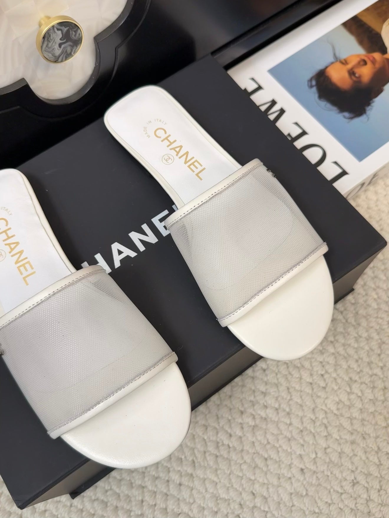 CHANEL FLAT SLIDE IN WHITE MESH AND SUEDE