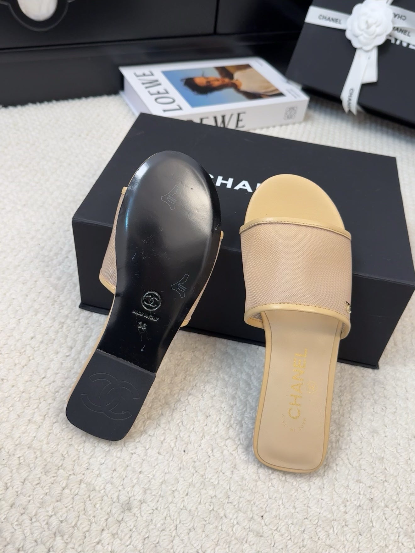 CHANEL FLAT SLIDE IN FLAX YELLOW MESH AND SUEDE