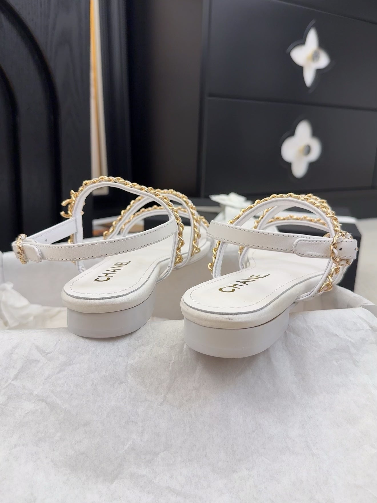 CHANEL THREE-STRAPS SANDALS IN WHITE CALFSKIN WITH GOLD HARDWARE