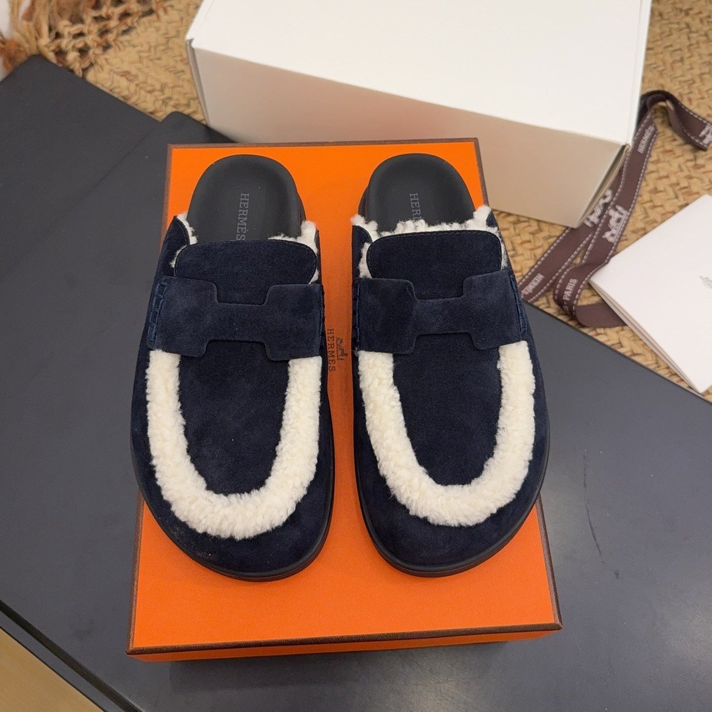HERMES 25S MULE IN DARK SLATE BLUE SUEDE MIX WHITE SHEARLING