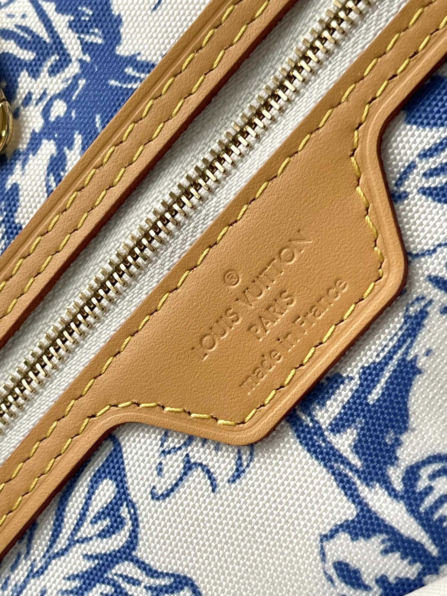LOUIS VUITTON NEVERFULL MM 31 IN LAGOON BLUE MONOGRAM TILES CANVAS