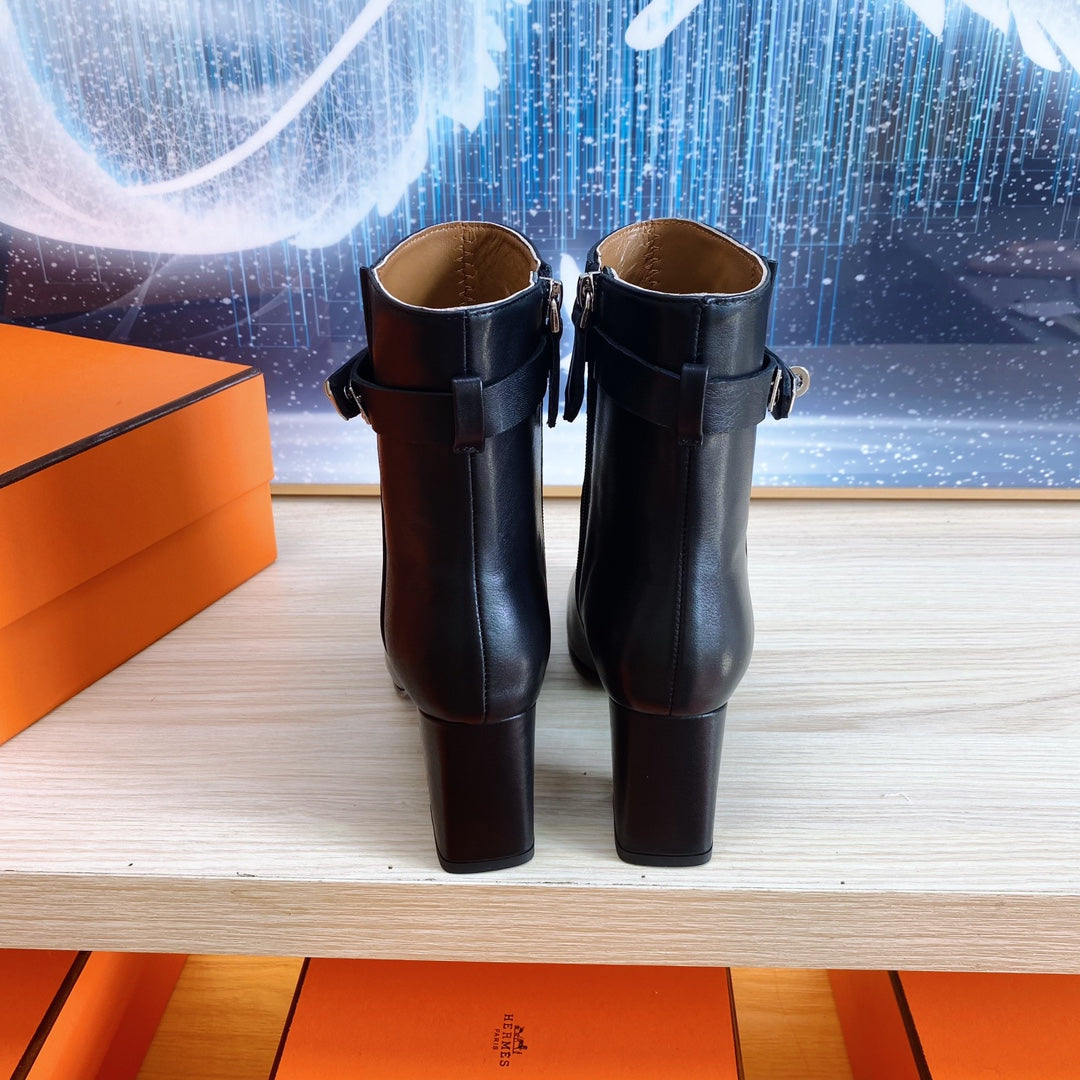 HERMES STORY ANKLE BOOT 7 CM IN BLACK LAMBSKIN
