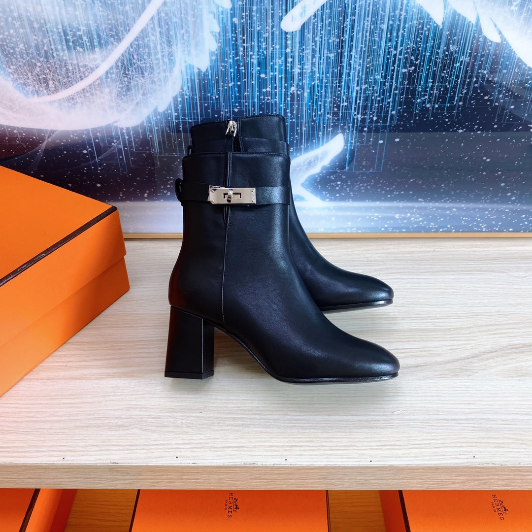 HERMES STORY ANKLE BOOT 7 CM IN BLACK LAMBSKIN