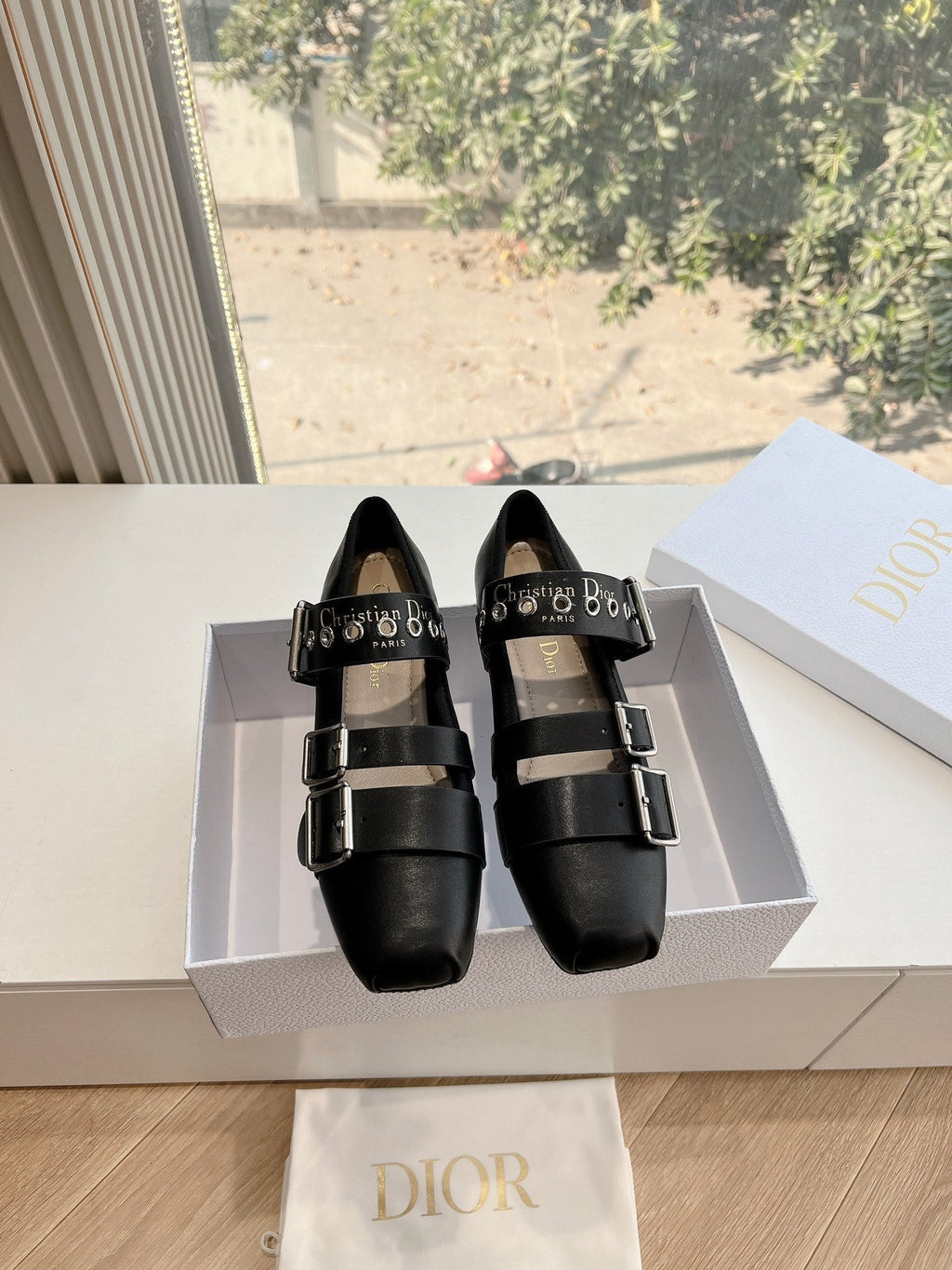 DIOR PUNK BALLET FLAT IN BLACK SUPPLE CALFSKIN