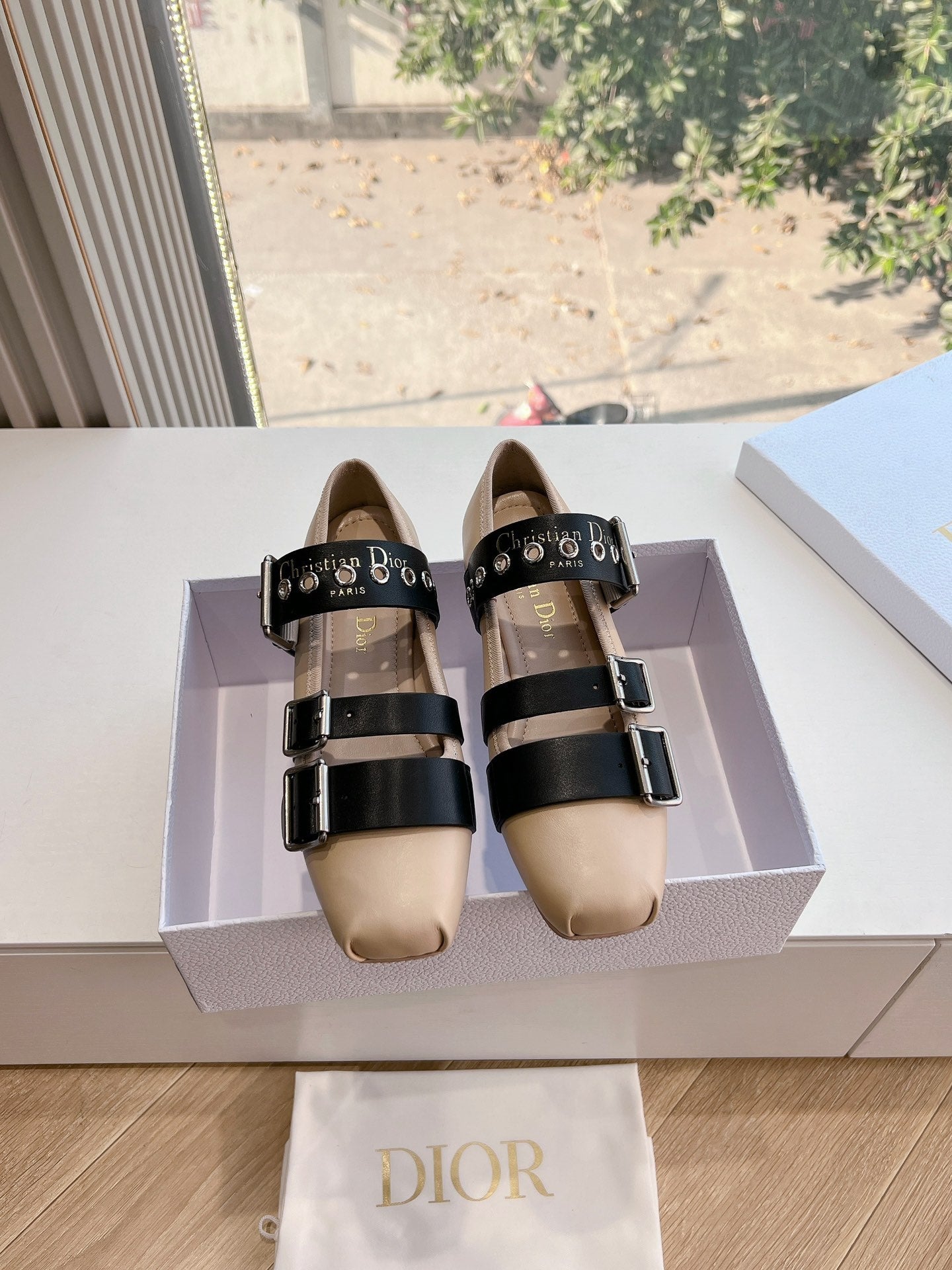 DIOR PUNK BALLET FLAT IN CAMEL BEIGE MIX BLACK SUPPLE CALFSKIN