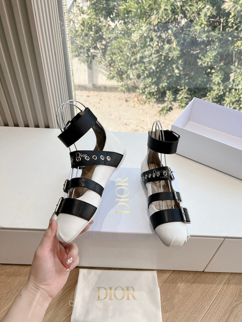 DIOR PUNK BALLET FLAT IN WHITE MIX BLACK CALFSKIN