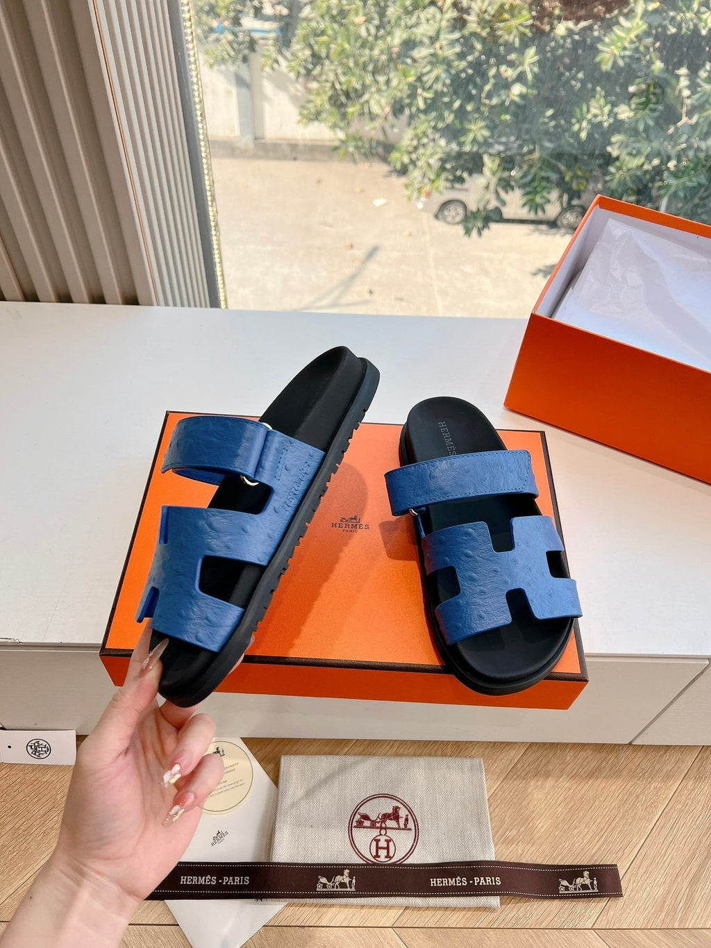 HERMES CHYPRE SANDAL IN COBALT BLUE GRAINED CALFSKIN