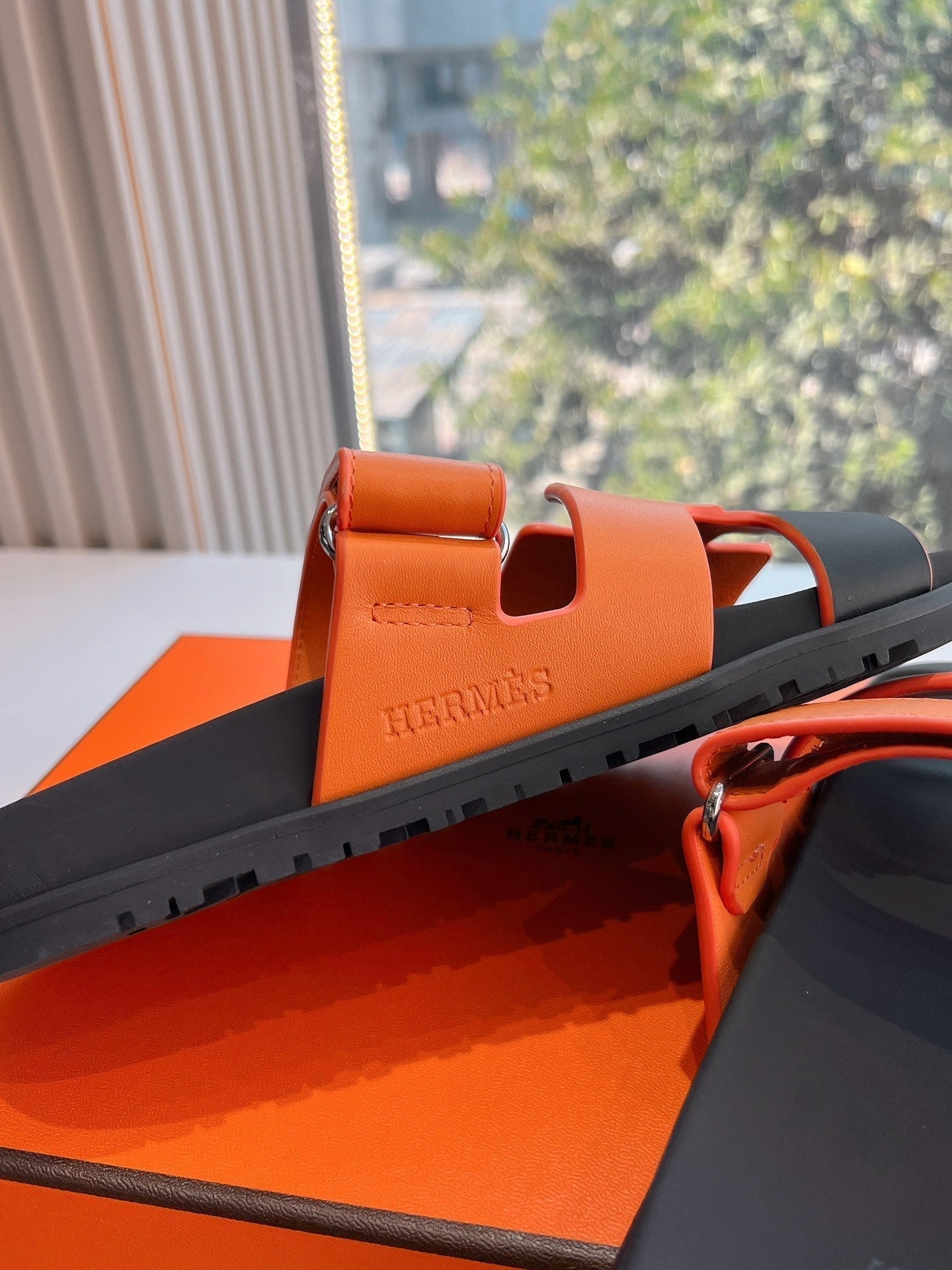 HERMES CHYPRE SANDAL IN VIVID ORANGE MIX BLACK CALFSKIN