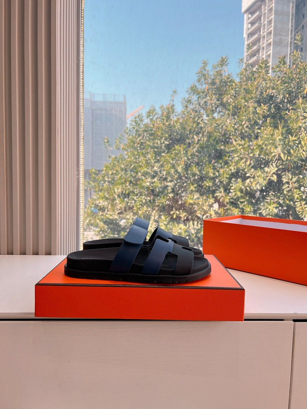 HERMES CHYPRE SANDAL IN AEGEAN BLUE MIX BLACK CALFSKIN