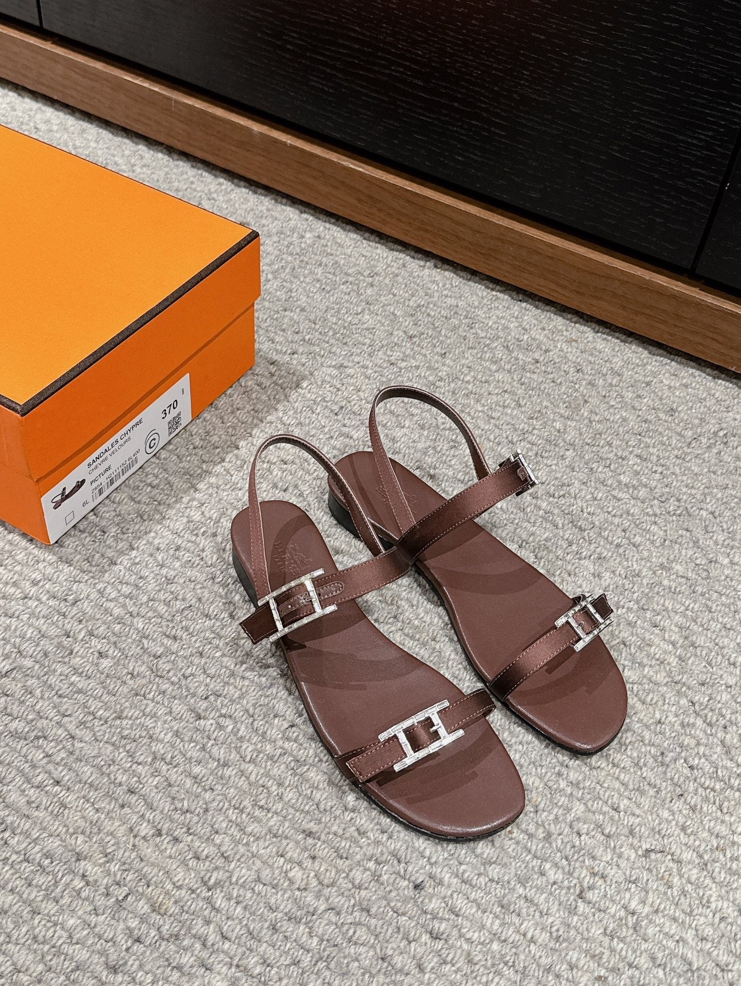 HERMES BUCKLE SANDAL CHOCOLATE CALFSKIN