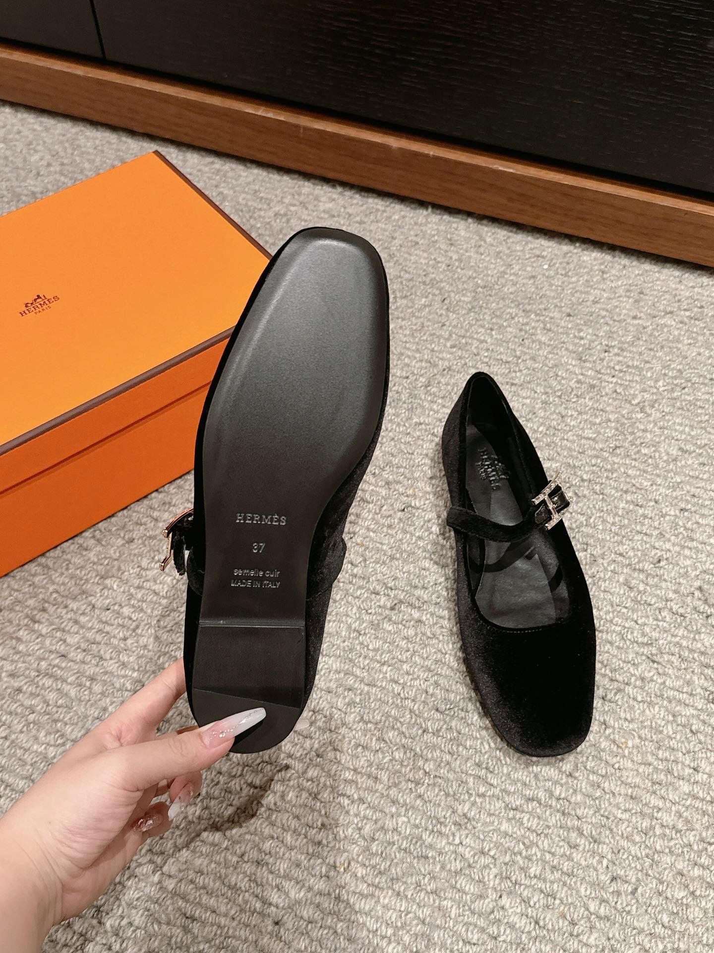 HERMES JANE BALLET FLAT BLACK VELVET