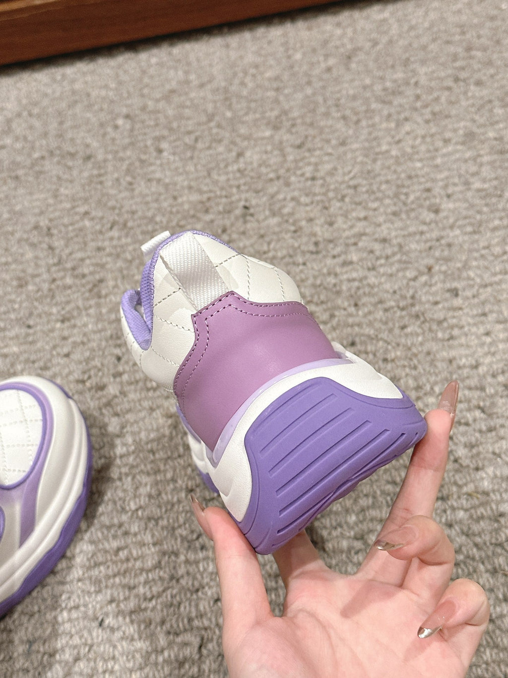 CHANEL CLASSIC SNEAKER IN WHITE MIX IRIS PURPLE LAMBSKIN