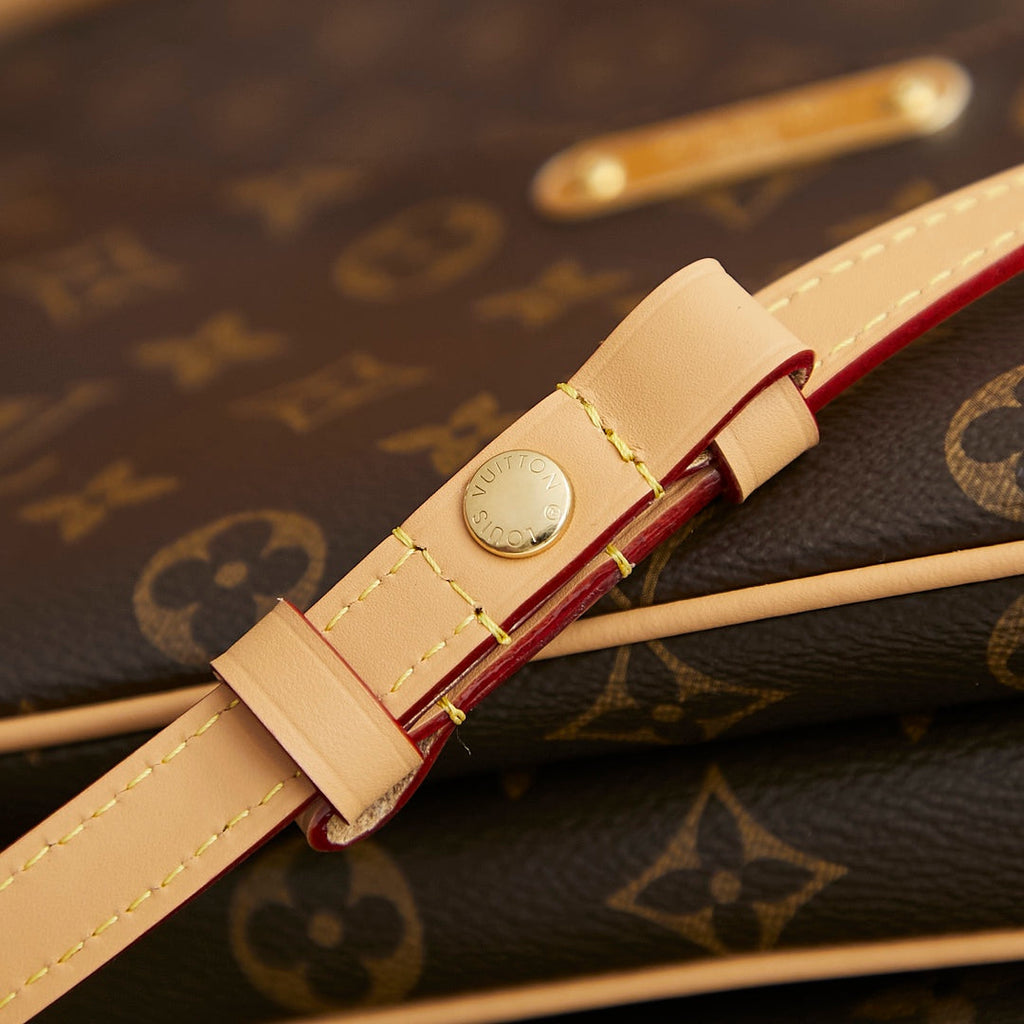 LOUIS VUITTON LIV POCHETTE 24 IN BROWN MONOGRAM CANVAS GOLD HARDWARE
