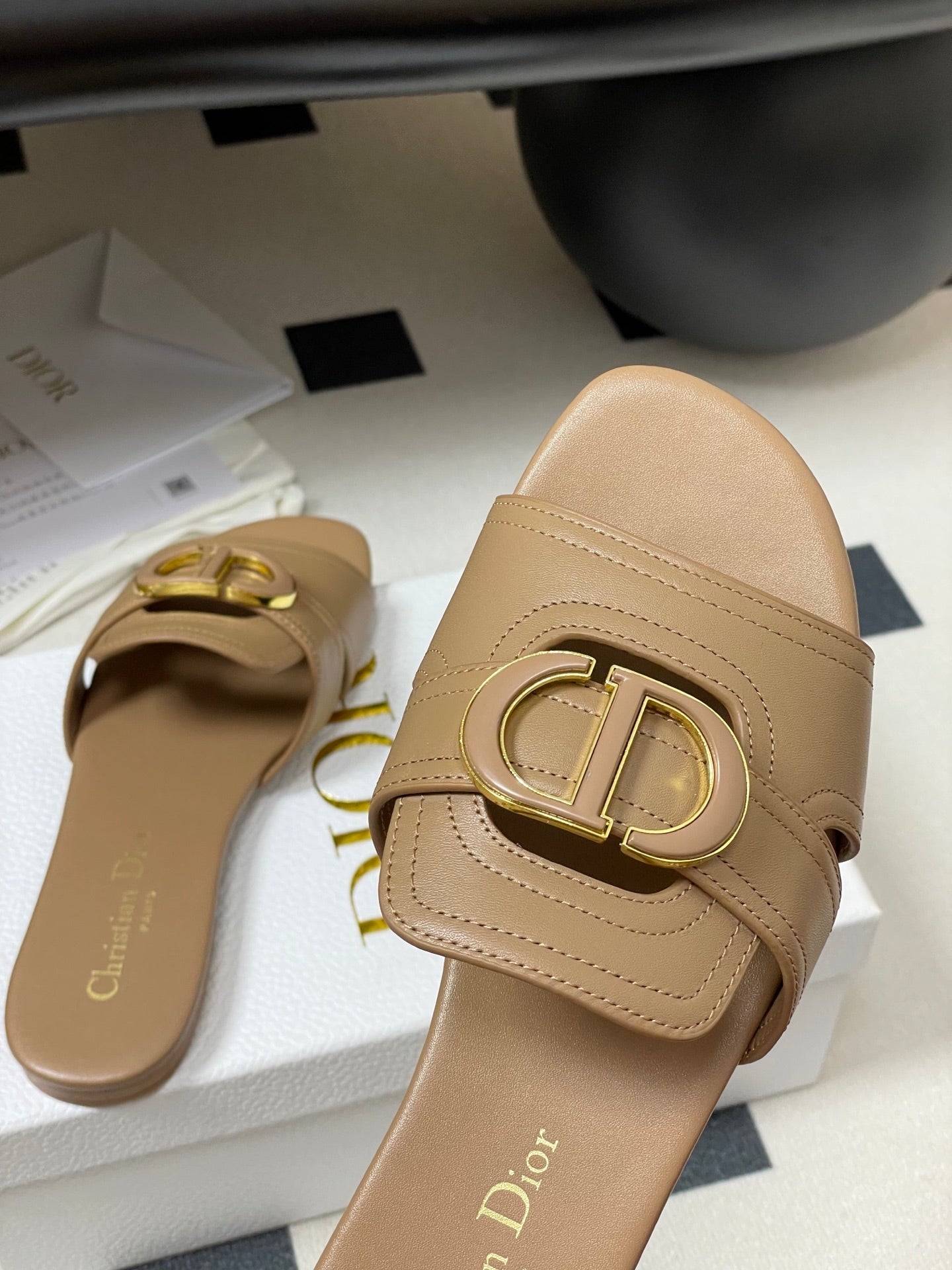 DIOR CLASSIC MONTAIGNE SANDALS 25S IN BROWN LAMBSKIN WITH CD LOGO
