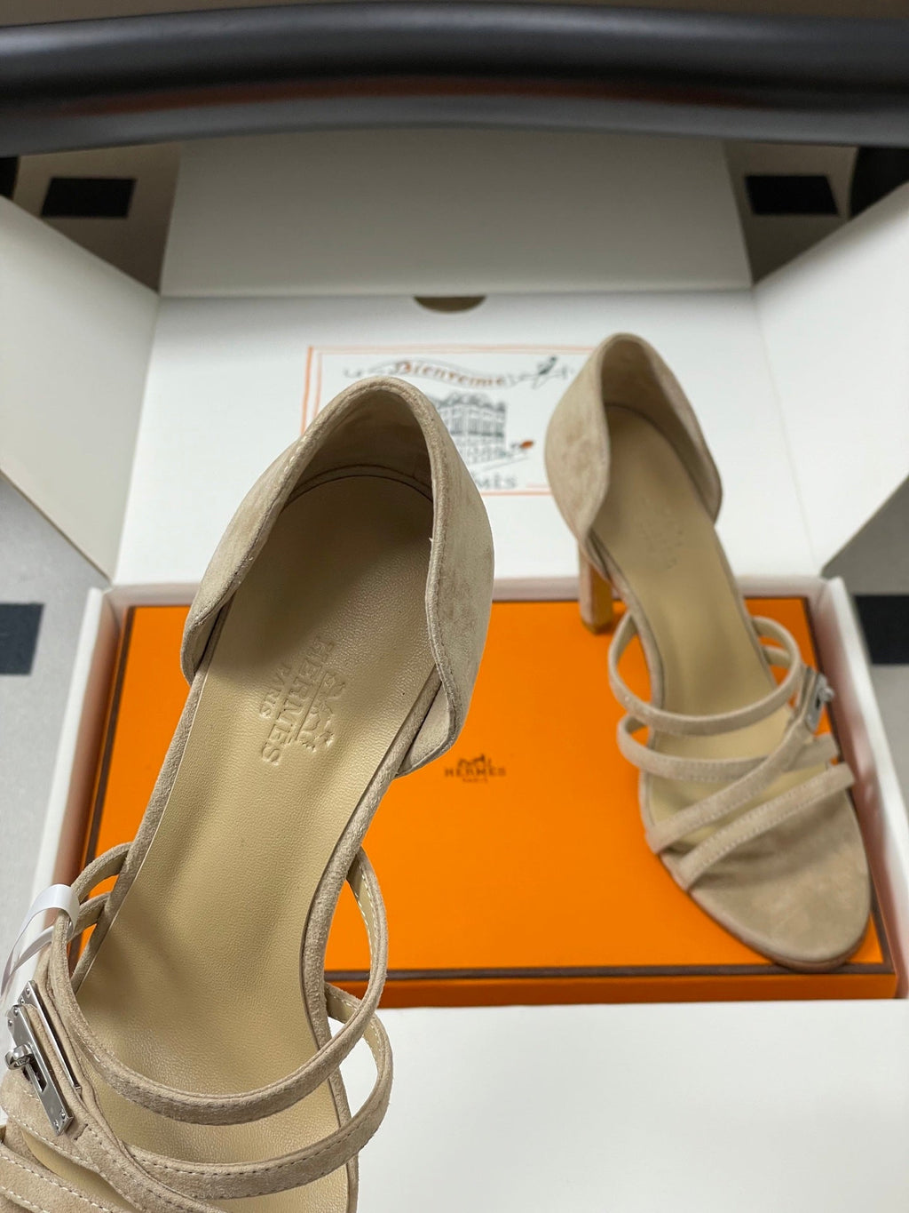 HERMES 25S HIGH-HEEL SANDAL 105 MM IN BEIGE SUEDE