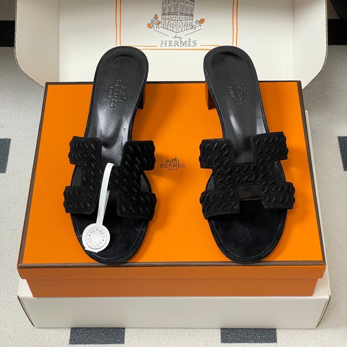 HERMES 25S ORAN HIGH‑HEEL SANDAL IN BLACK SUEDE AND LAMBSKIN