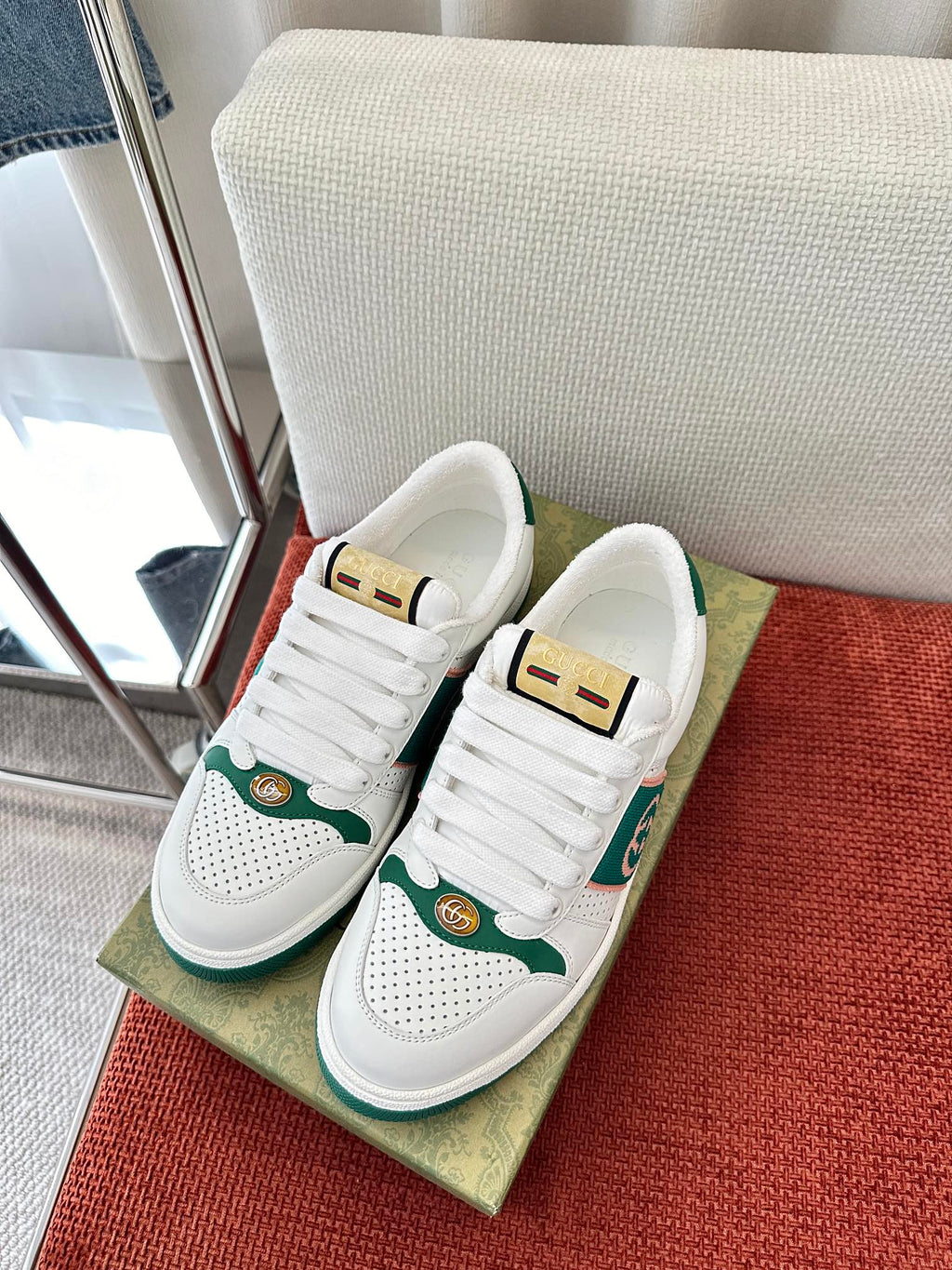 GUCCI SCREENER SNEAKER WHITE AND DARK GREEN CALFSKIN
