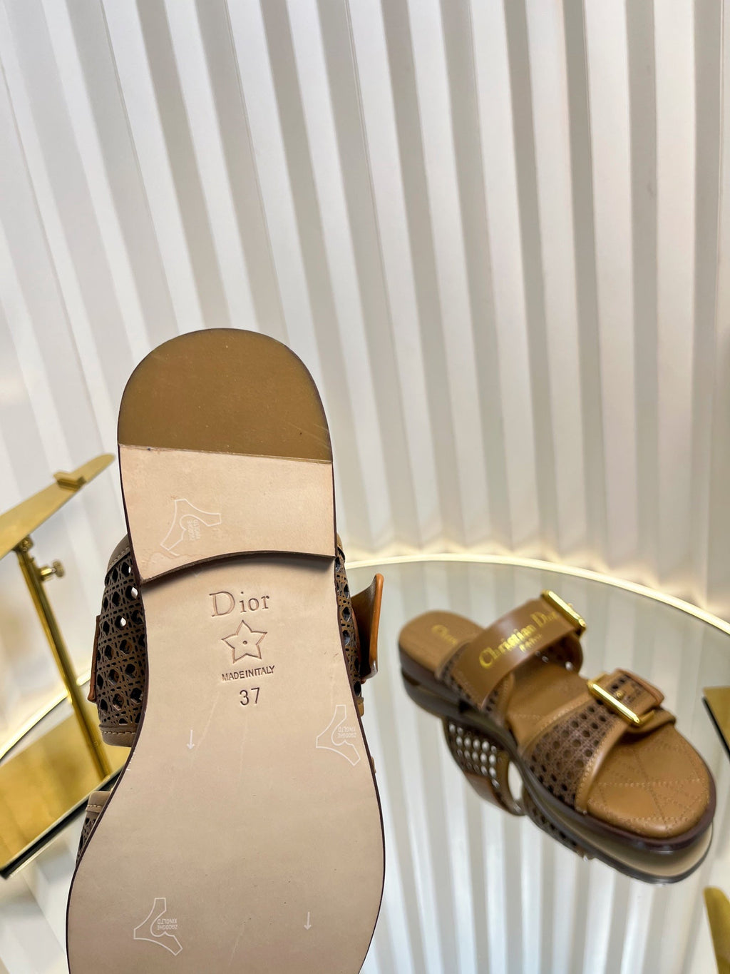 DIOR D-AVENUE SLIDES 25S IN BROWN CALFSKIN MICRO CANNAGE MOTIF