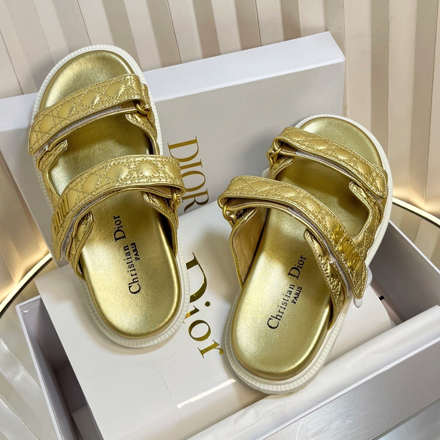 DIOR ACT SLIDES 25MM IN GOLD PATENT CALFSKIN