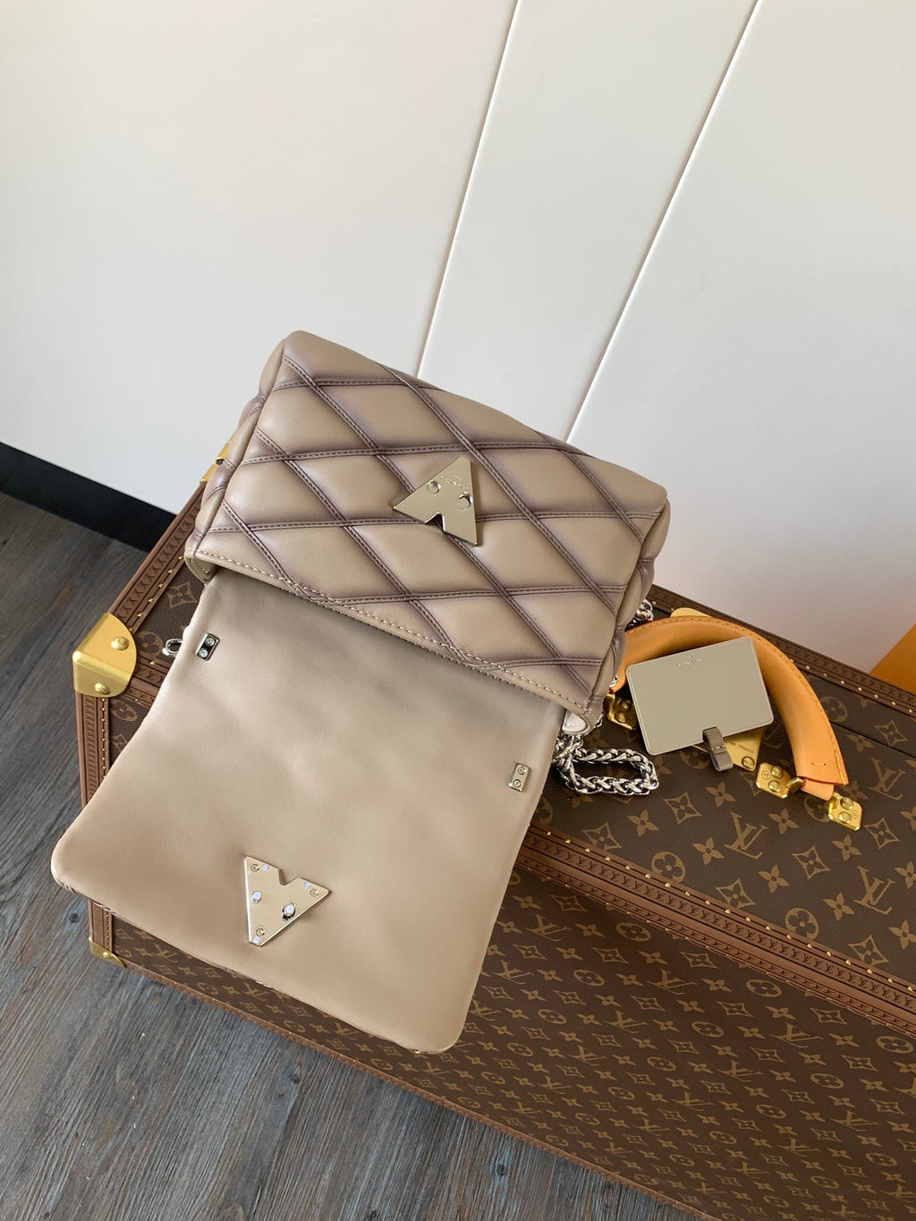 LOUIS VUITTON LV 25S GO-14 MM 23 IN BROWN QUILTED LAMBSKIN SILVER HARDWRE