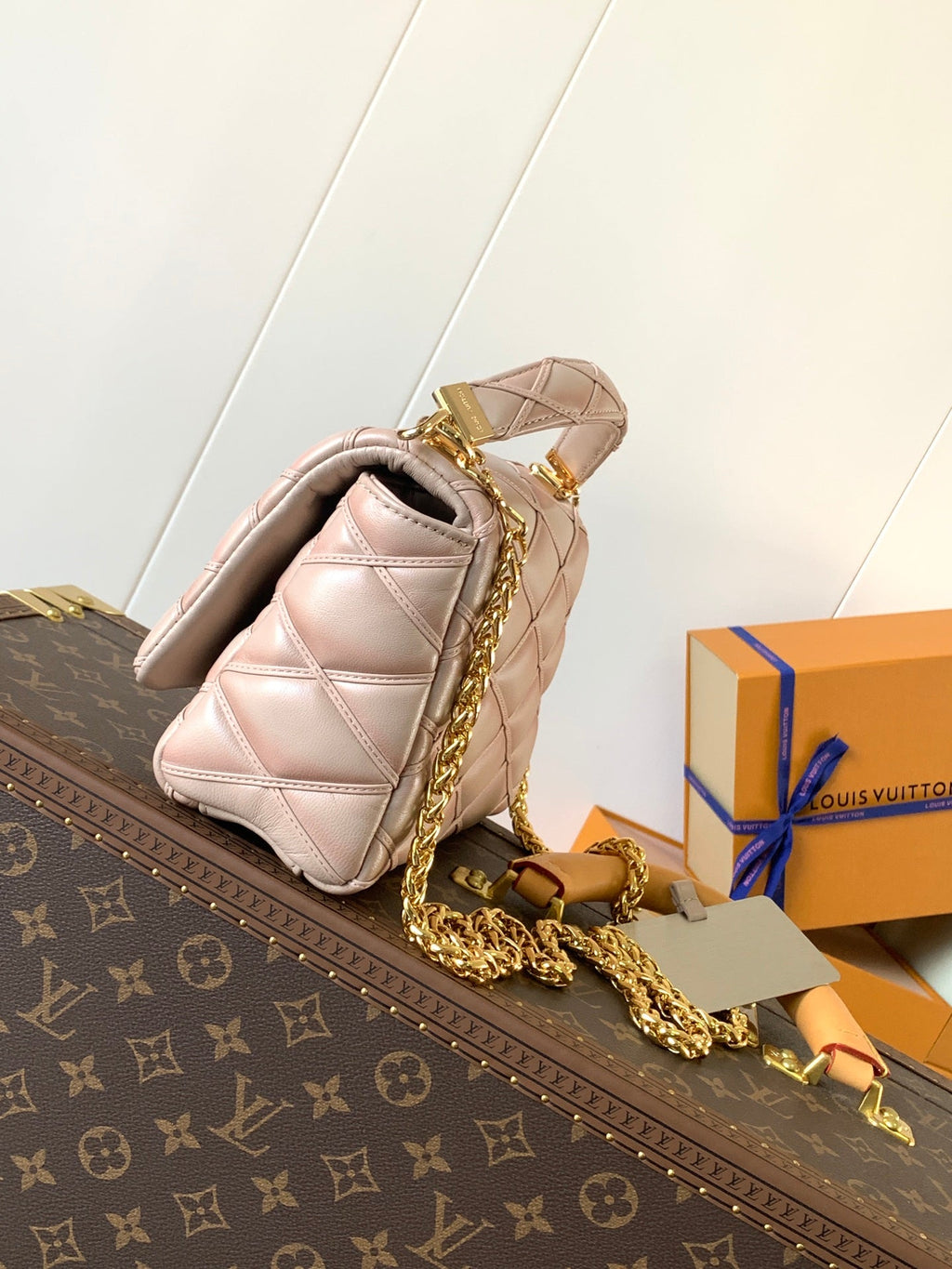 LOUIS VUITTON LV 25S GO-14 MM 23 IN LIGHT PINK QUILTED LAMBSKIN GOLD HARDWARE