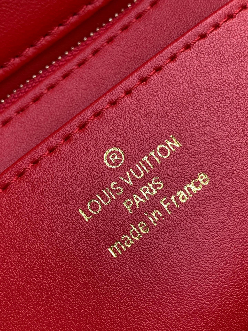LOUIS VUITTON LV 25S GO-14 MM 23 IN CRIMSON RED QUILTED LAMBSKIN GOLD HARDWRE