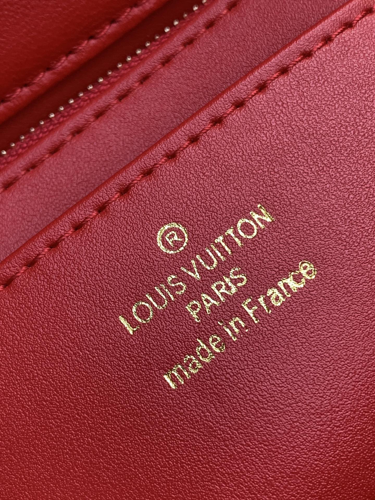 LOUIS VUITTON LV 25S GO-14 MM 23 IN CRIMSON RED QUILTED LAMBSKIN GOLD HARDWRE