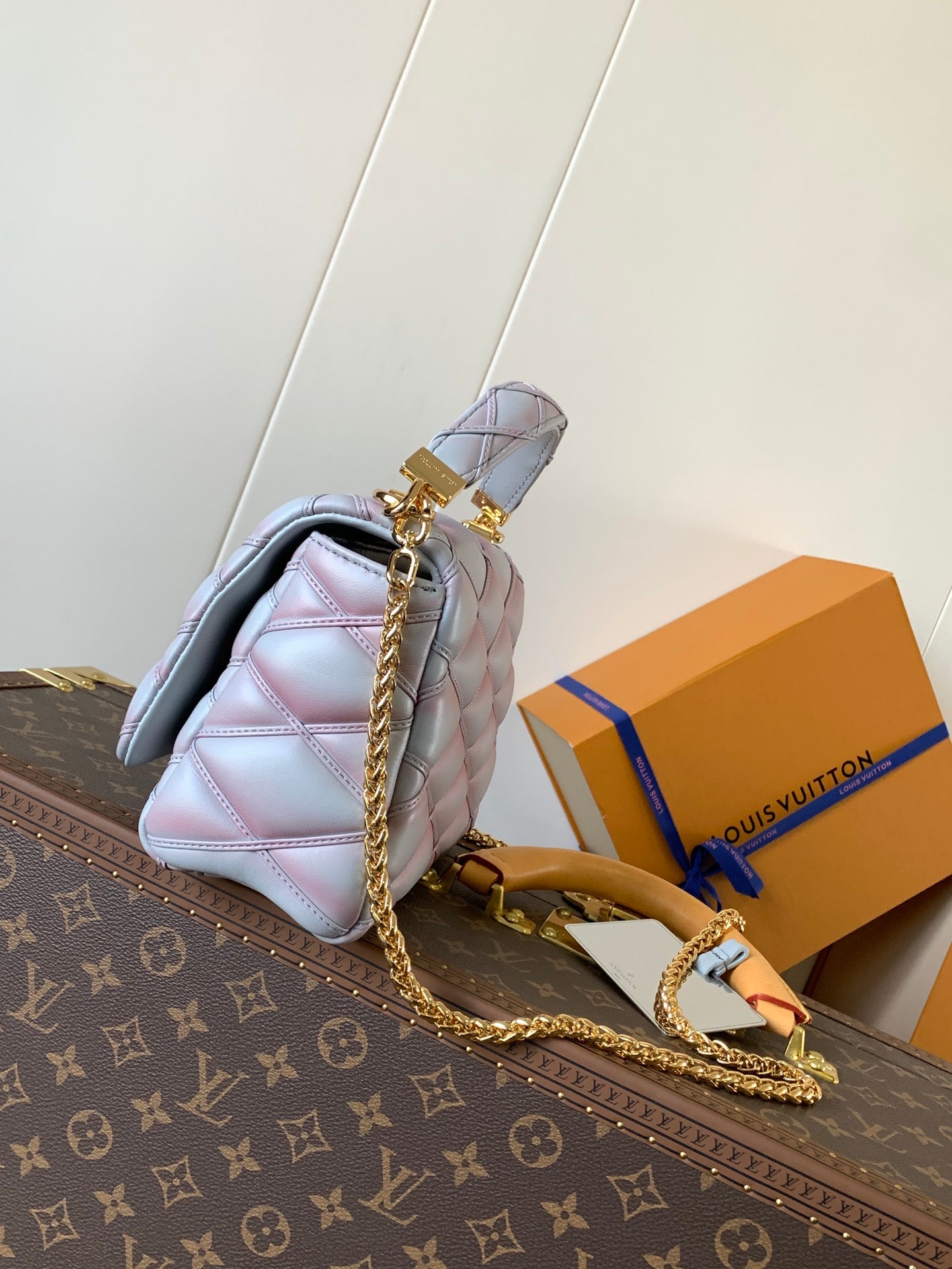 LOUIS VUITTON LV 25S GO-14 MM 23 IN LAVENDER GRAY QUILTED LAMBSKIN GOLD HARDWRE