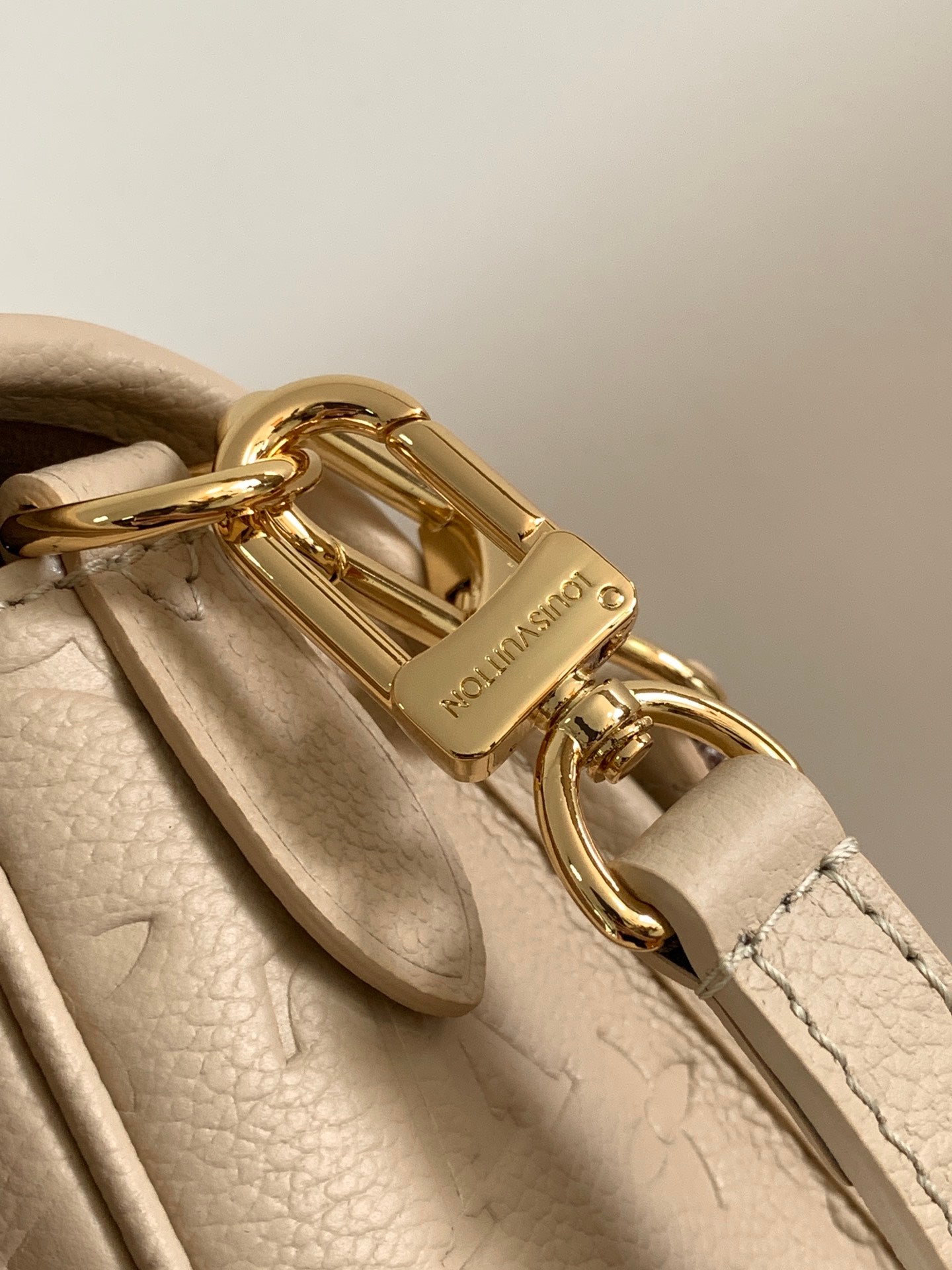 LOUIS VUITTON DIANE 23 IN LIGHT BEIGE MONOGRAM EMPREINTE LEATHER