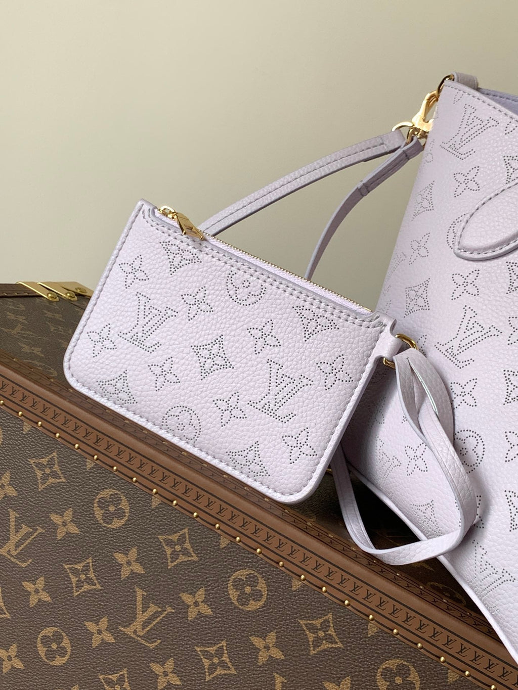 LOUIS VUITTON LV 25S BLOSSOM BAG 20 IN MISTY PURPLE CALFSKIN GOLD HARDWARE