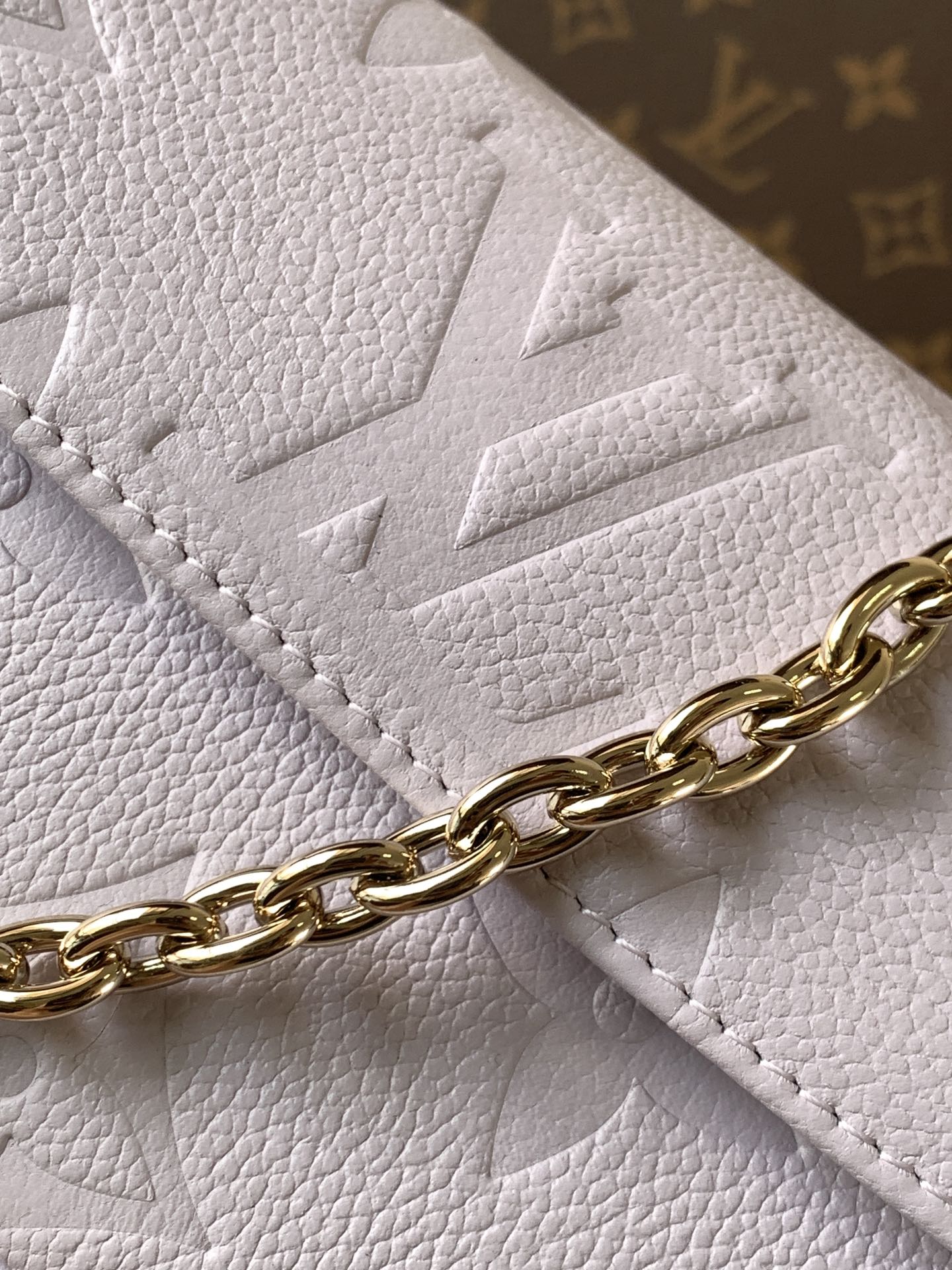 LOUIS VUITTON LV 25S WALLET ON CHAIN IVY 23 IN MISTY PURPLE EMBOSSED CALFSKIN TRIM