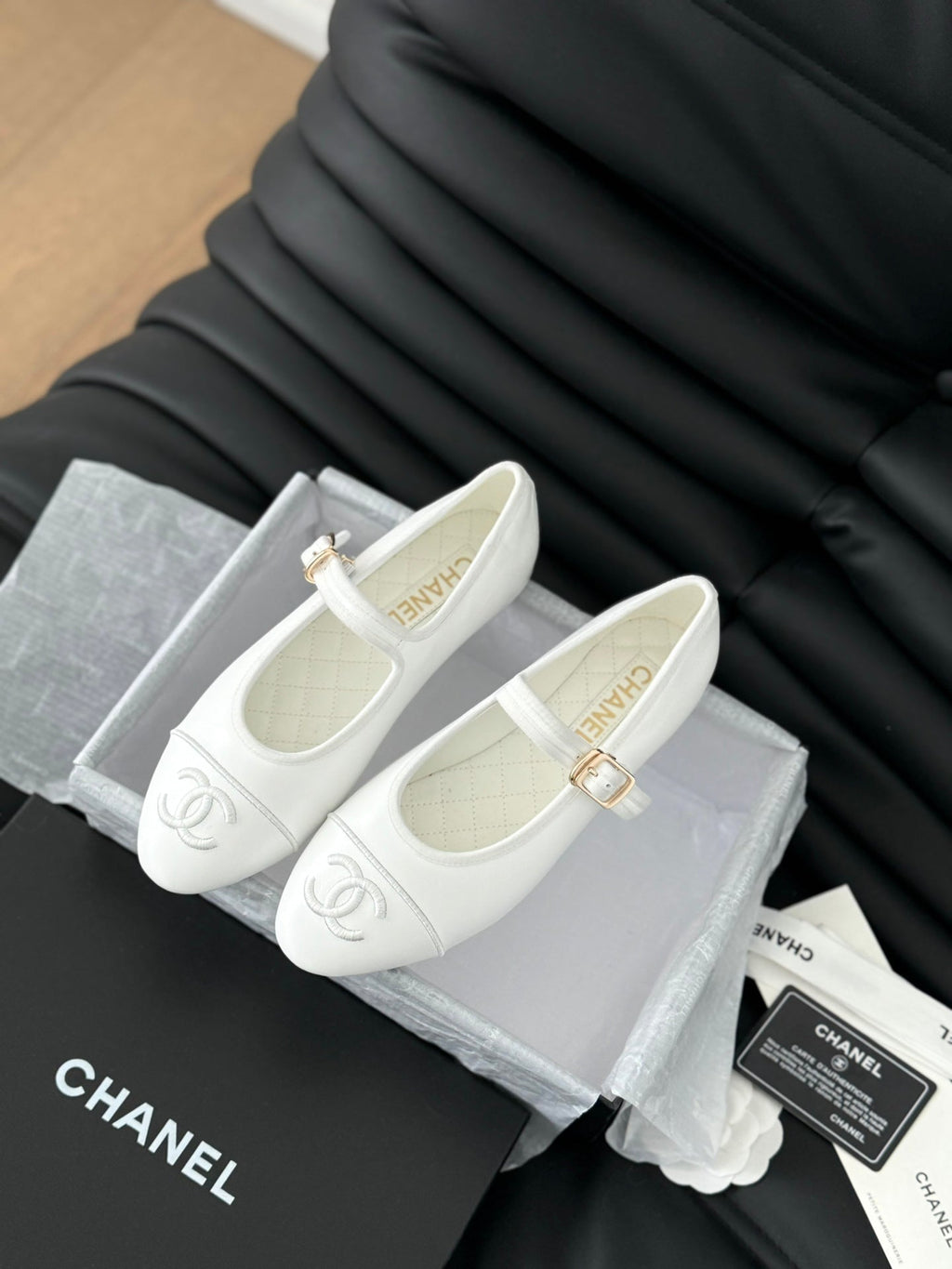 CHANEL MARY JANE SHOES IN WHITE LAMBSKIN