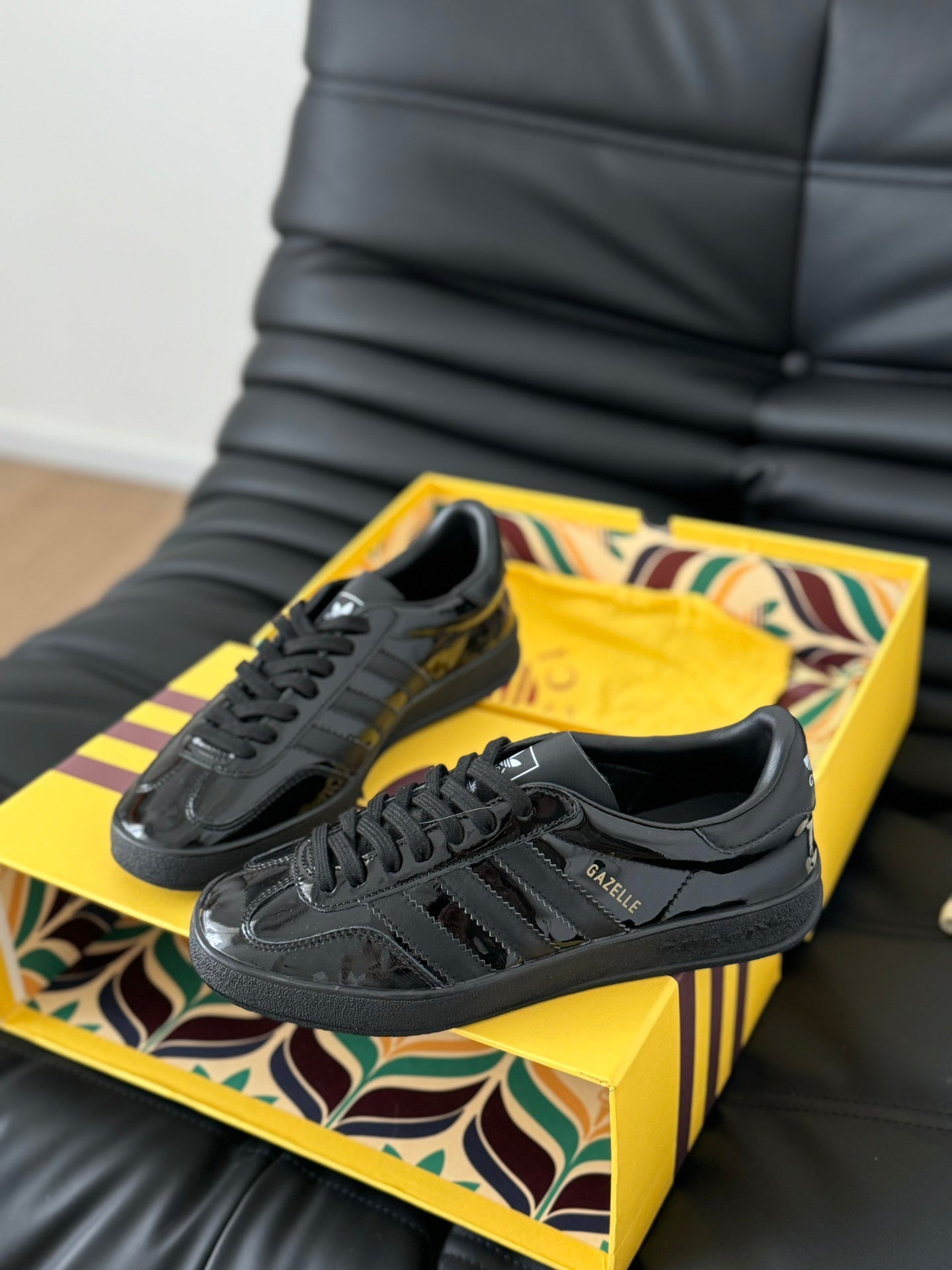 GUCCI & ADIDAS GAZELLE SNEAKER GLOSSY BLACK CALFSKIN