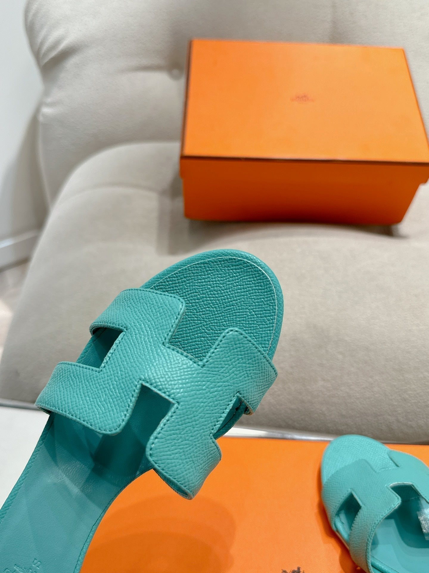 HERMES 0ASIS SANDAL SKY BLUE CALFSKIN CLASSIC