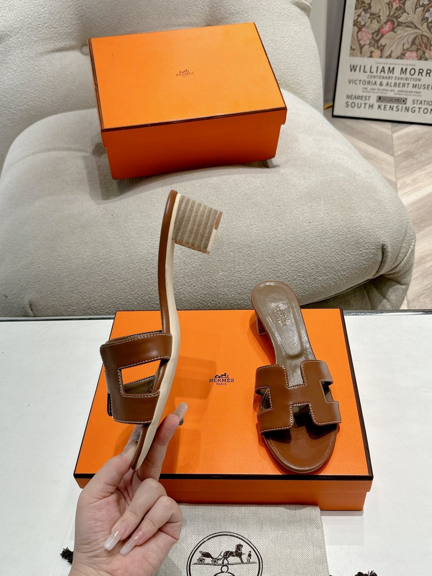 HERMES 0ASIS SANDAL SEPIA CALFSKIN CLASSIC