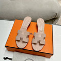 HERMES 0ASIS SANDAL PASTEL PINK CALFSKIN CLASSIC