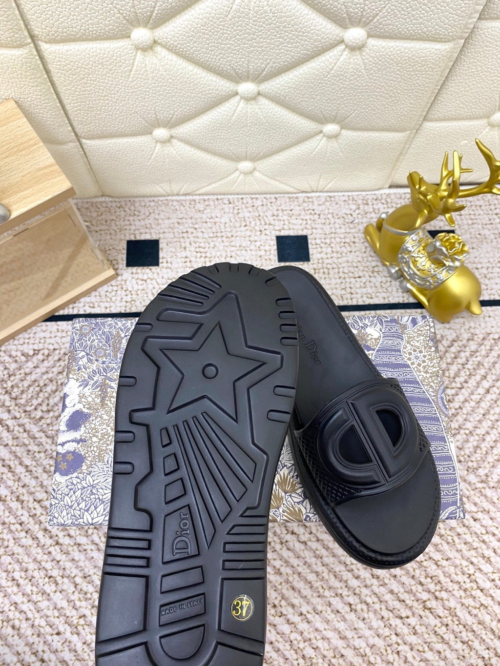 DIOR FLAT SLIDES 25S IN BLACK TPU