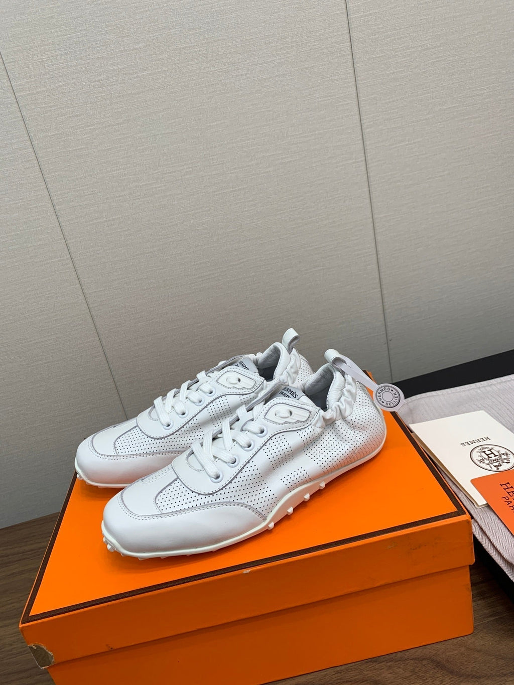 HERMES SKATEBOARD SHOES LIGHT GRAY CALFSKIN