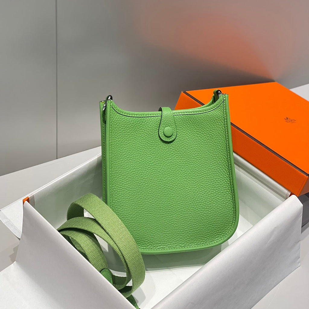 HERMES MINI NEO 18 EVELYNE BAG IN LIGHT GREEN GRAINED CALFSKIN